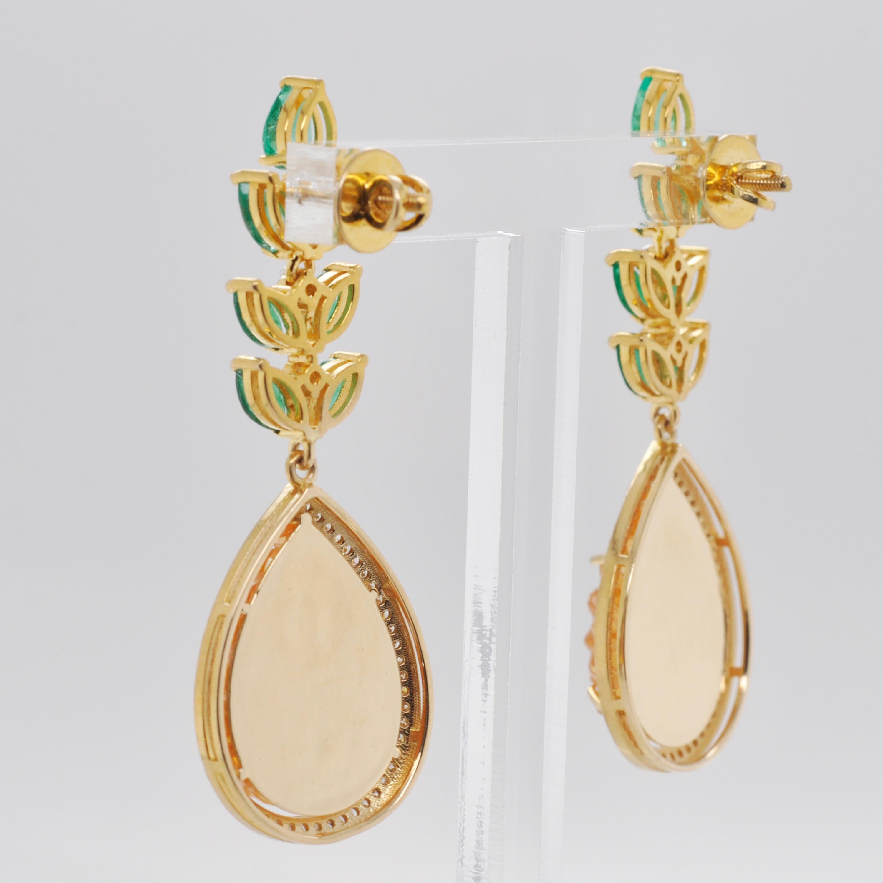 18 Karat Gold Carved Citrine Emerald Diamond Pineapple Dangle Earrings For Sale 3