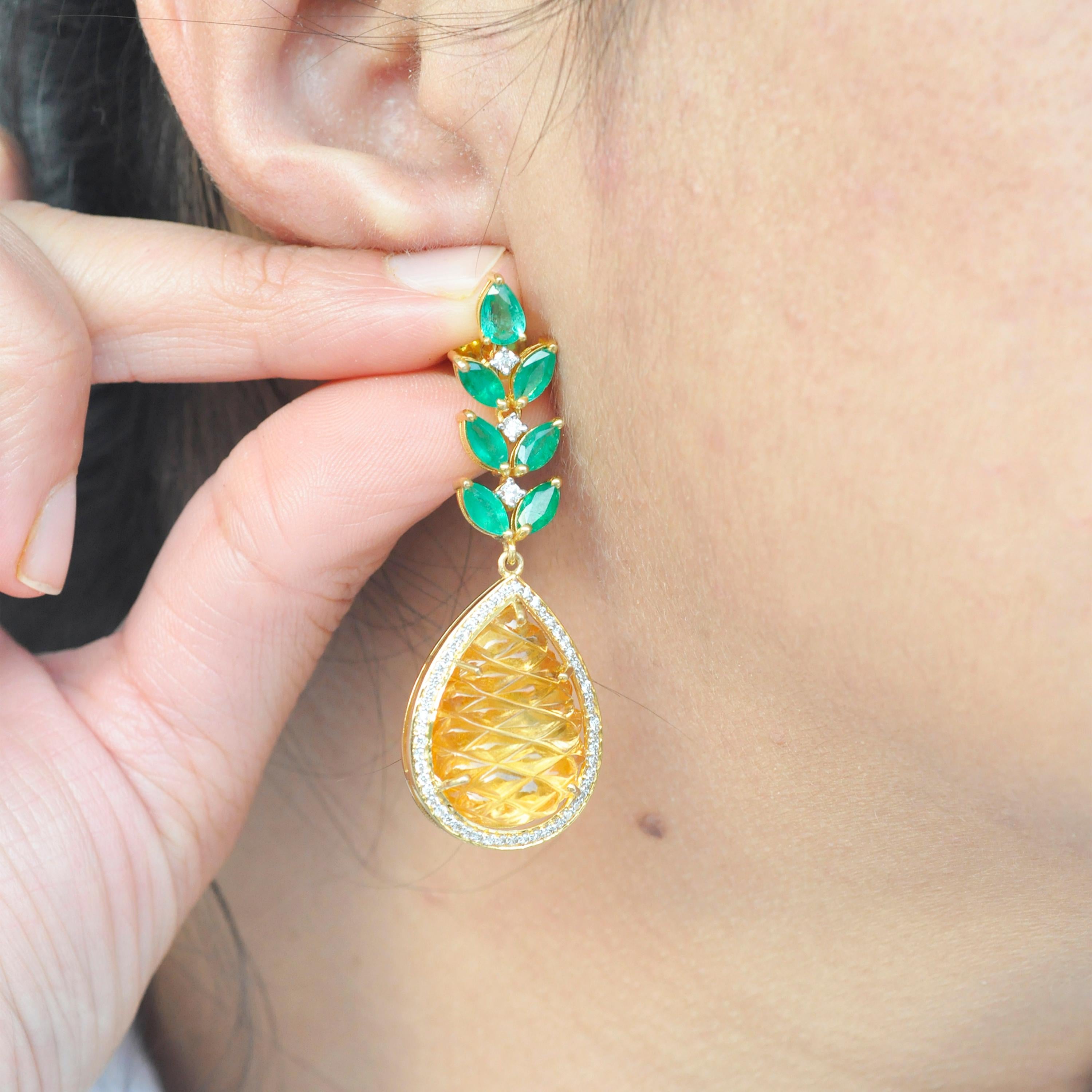 Modern 18 Karat Gold Carved Citrine Emerald Diamond Pineapple Dangle Earrings For Sale
