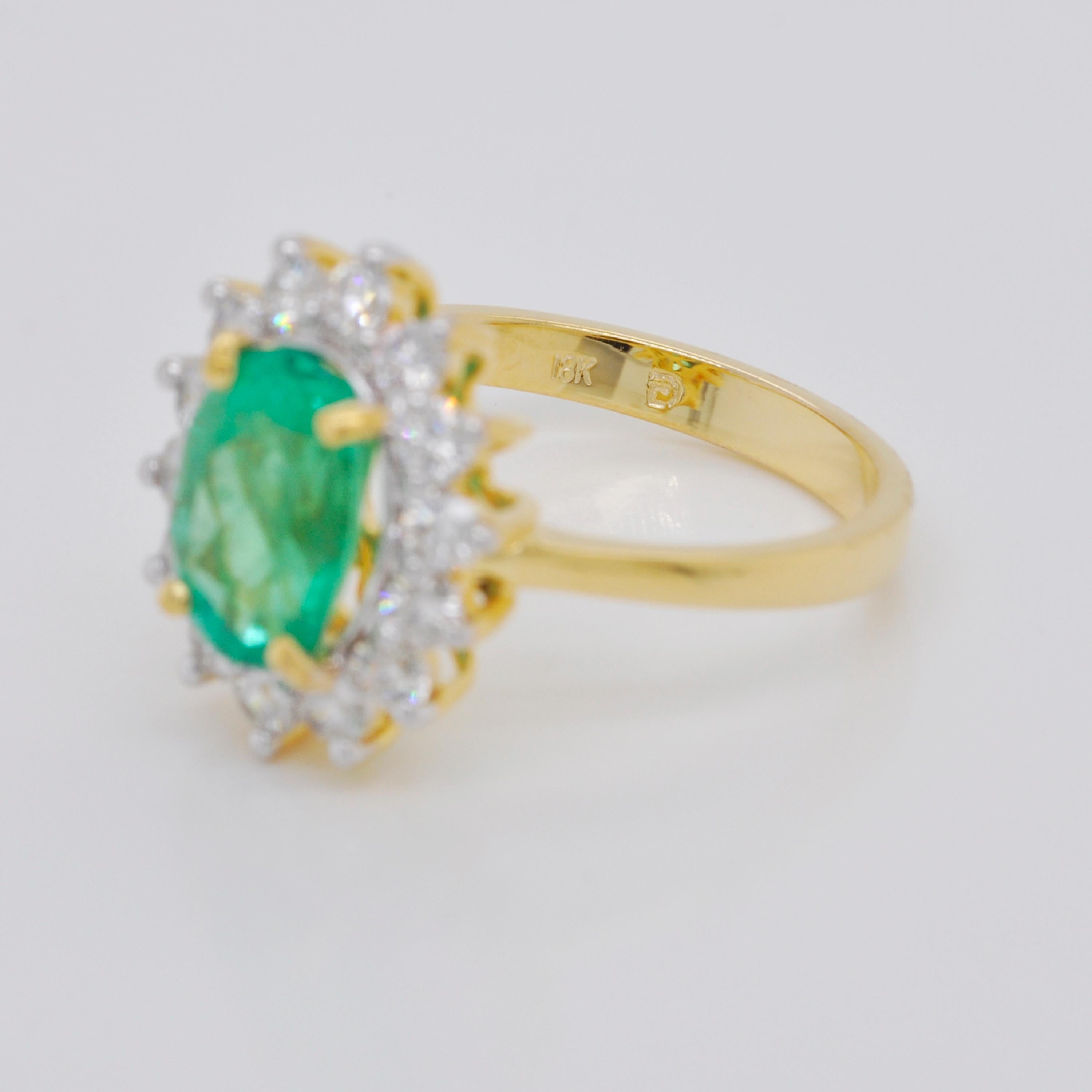 18 Karat Gold Certified Oval Colombian Emerald Diamond Engagement Ring 5
