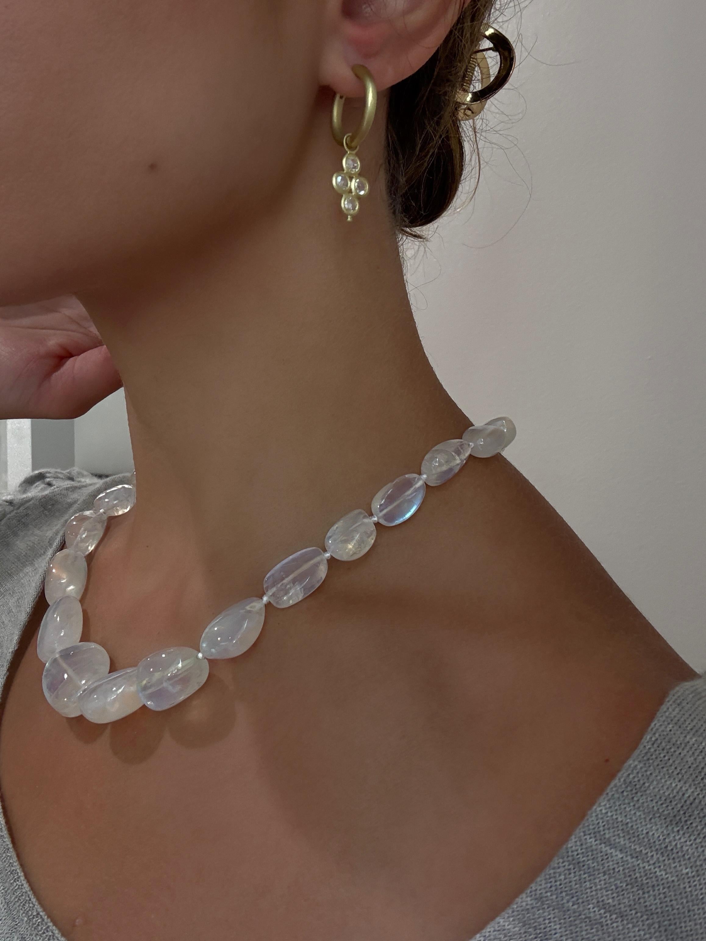 Contemporary 18 Karat Gold Ceylon Moonstone Nugget Necklace For Sale