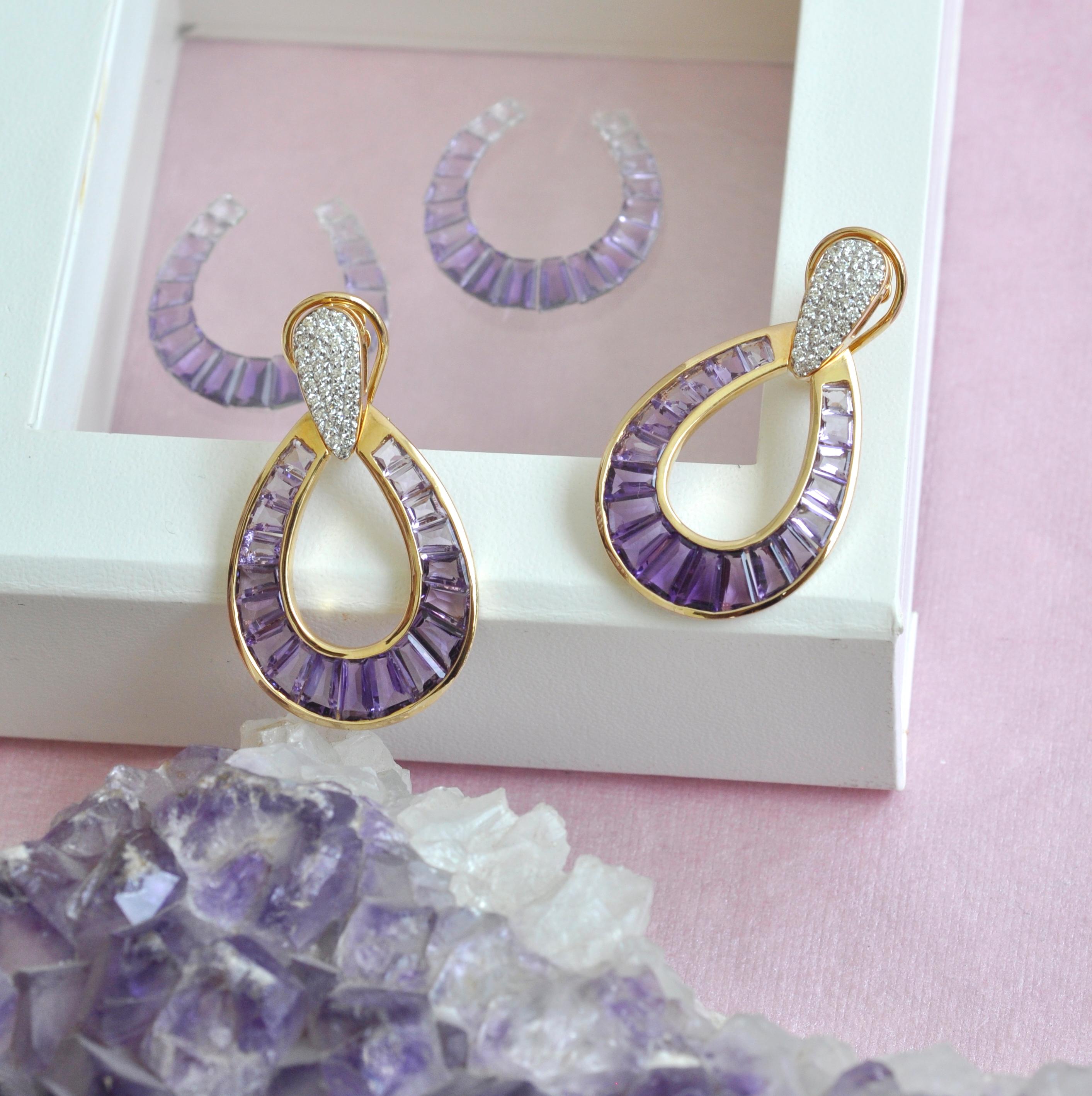 18 Karat Gold Amethyst Taper Baguette Diamond Pendant Necklace Earrings Set For Sale 4