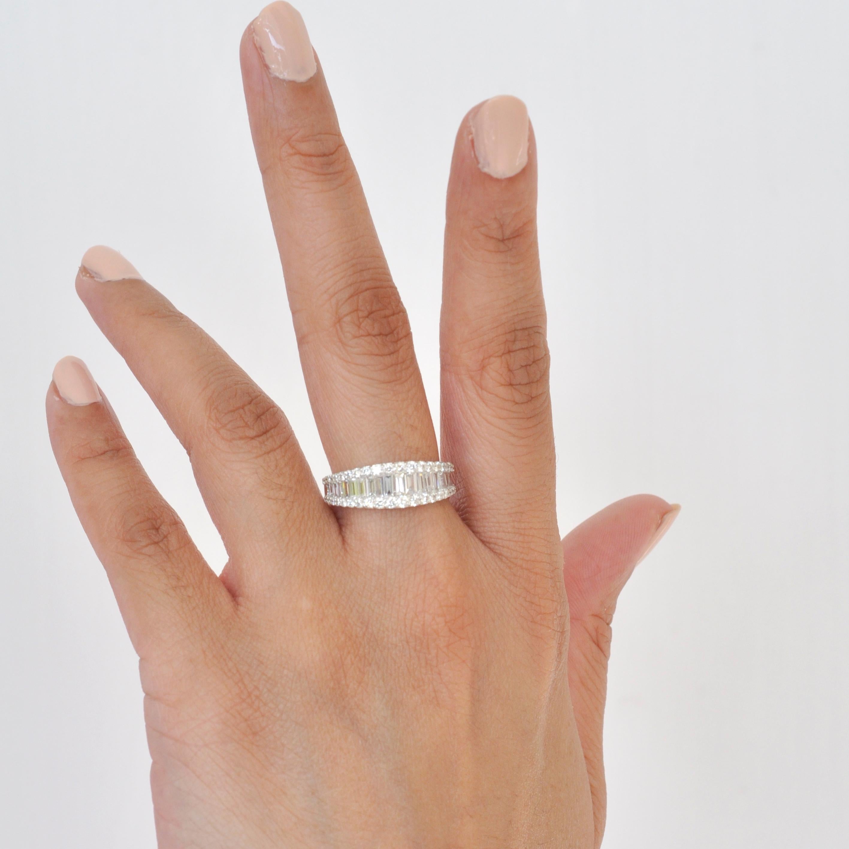 Baguette Cut 18 Karat White Gold Diamond Baguette Contemporary Wedding Band Ring For Sale