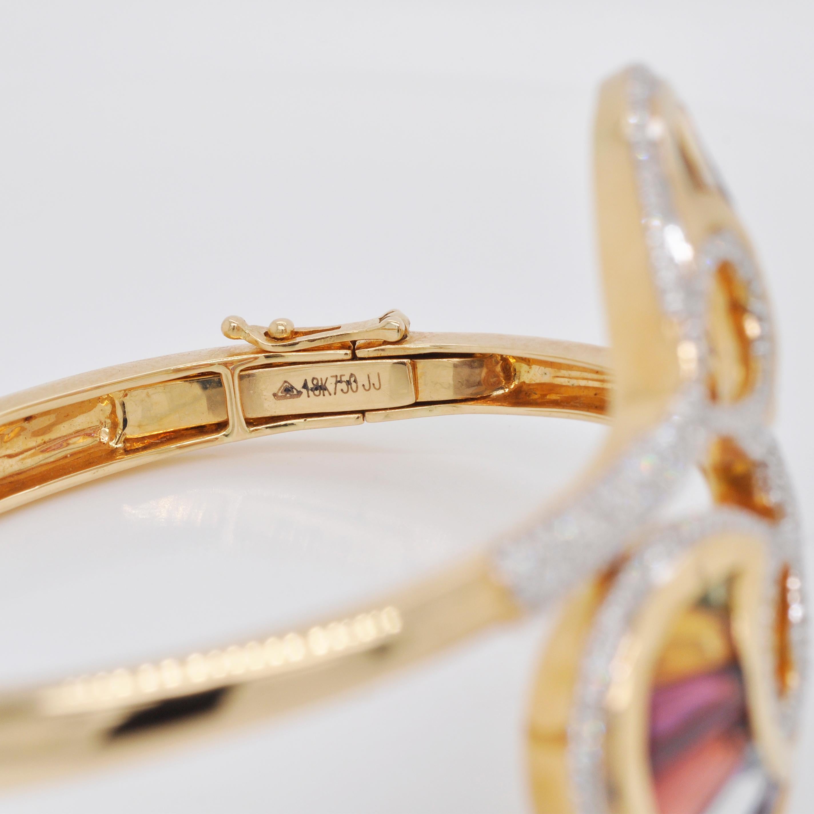 18 Karat Gold Baguette-Cocktail-Armband mit mehrfarbigem Regenbogen-Diamant in Kanalfassung Damen im Angebot