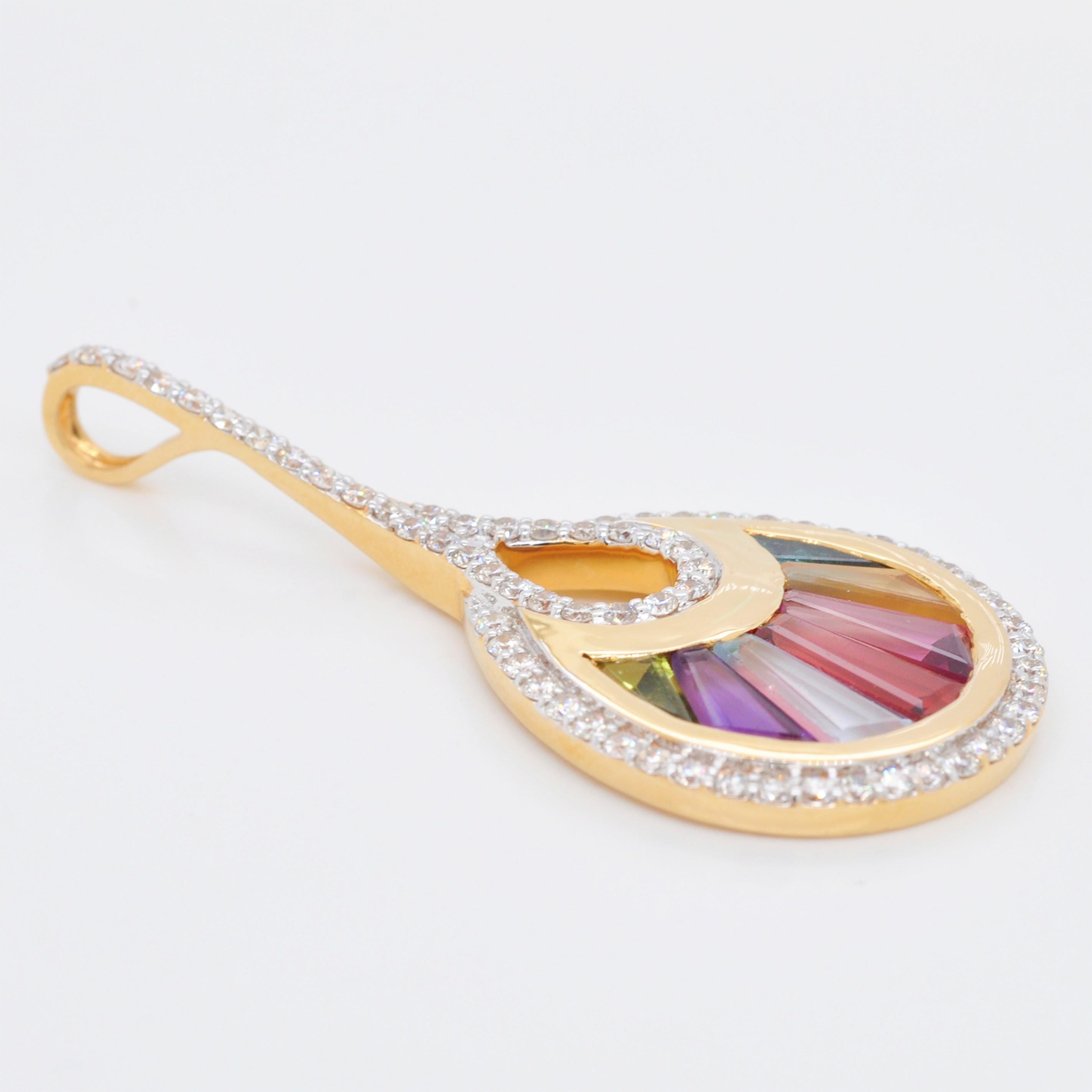 18 Karat Gold Channel Set Baguette Multi-Color Rainbow Diamond Cocktail Pendant In New Condition For Sale In Jaipur, Rajasthan