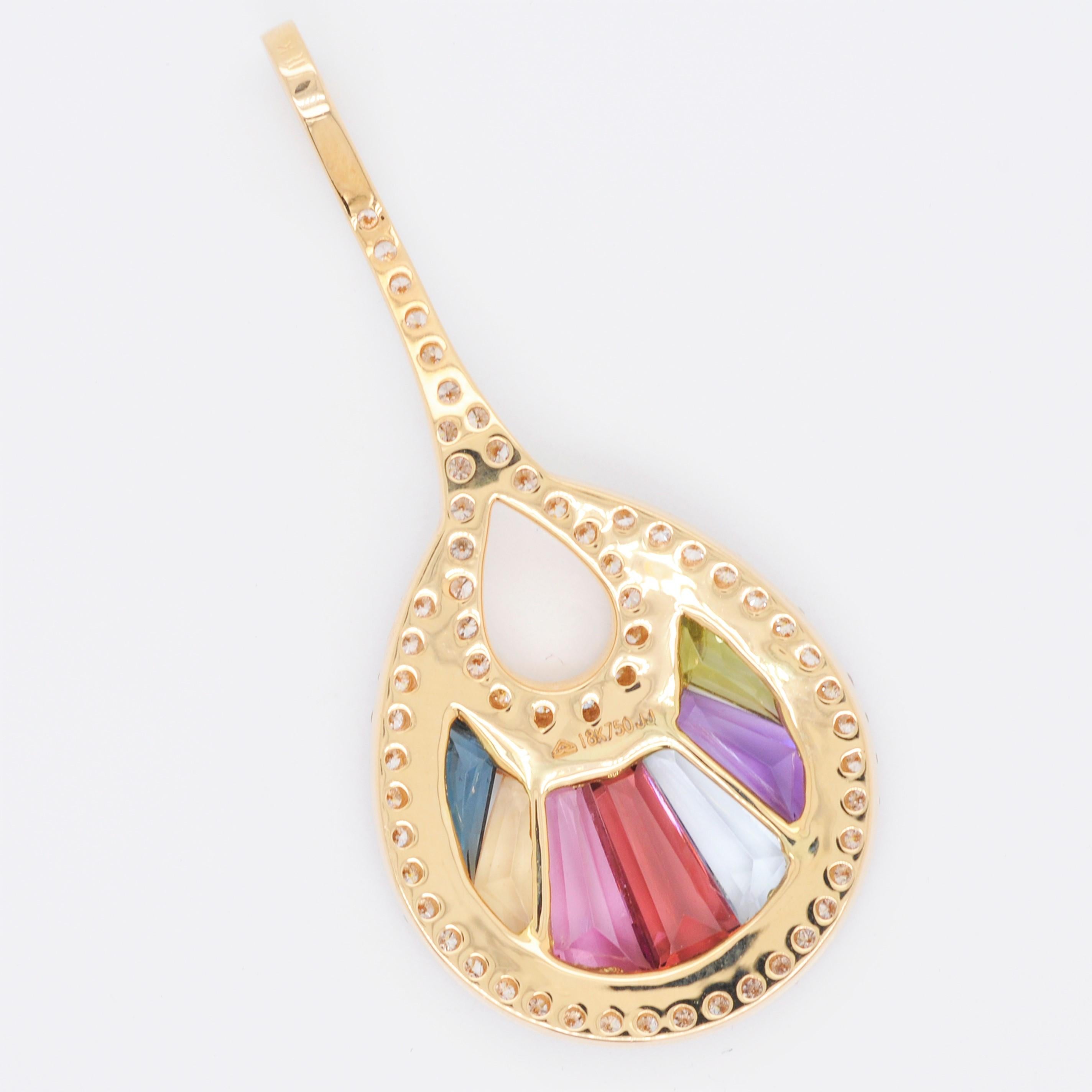18 Karat Gold Channel Set Baguette Multi-Color Rainbow Diamond Cocktail Pendant In New Condition For Sale In Jaipur, Rajasthan