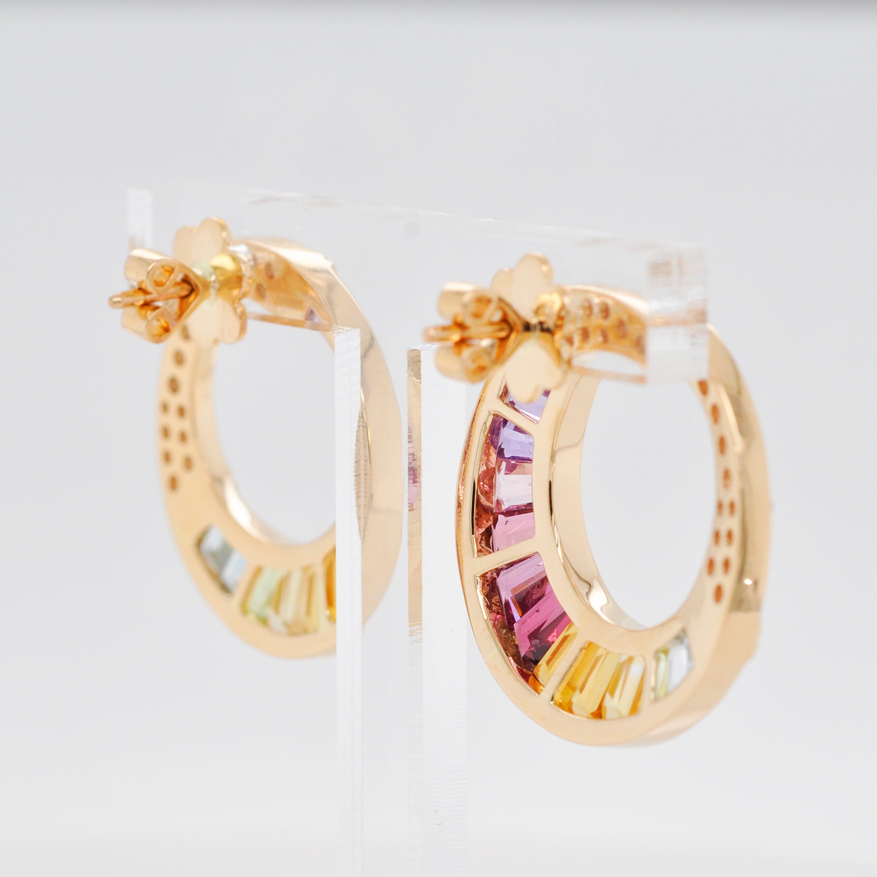 Contemporary 18 Karat Gold Channel Set Rainbow Baguette Diamond Circular Stud Earrings