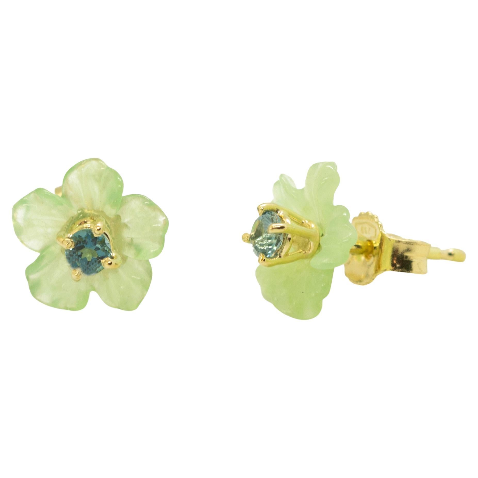 Clous d
oreilles en or 18 carats avec topaze Chrsyoprase London Flower faits à la main pour ses clous d
oreilles en vente