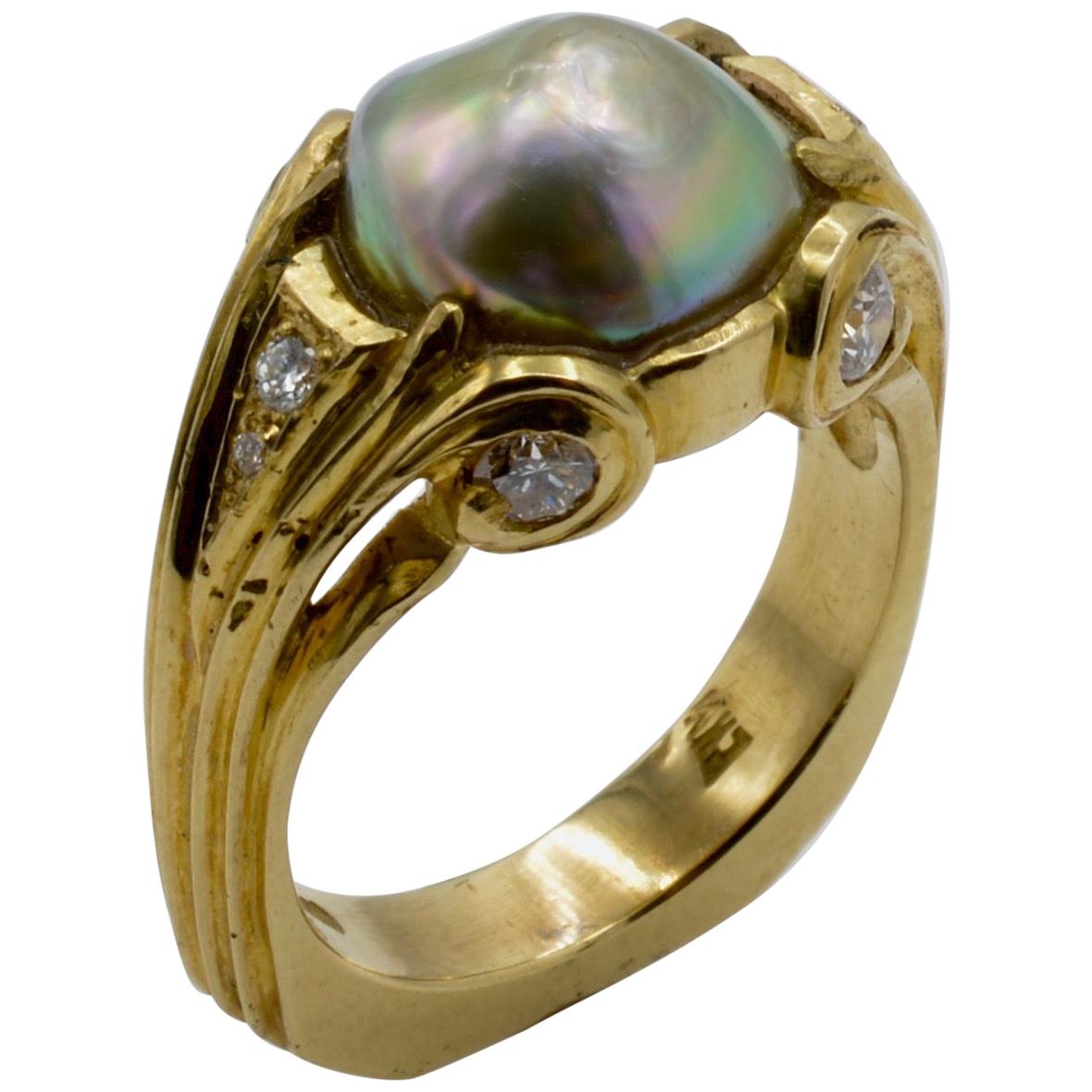 18 Karat Gold Classic Natural Pearl and Diamond Ring