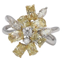 18 Karat Gold Cocktail Ring Set with Fancy Yellow Diamonds and White Diamonds