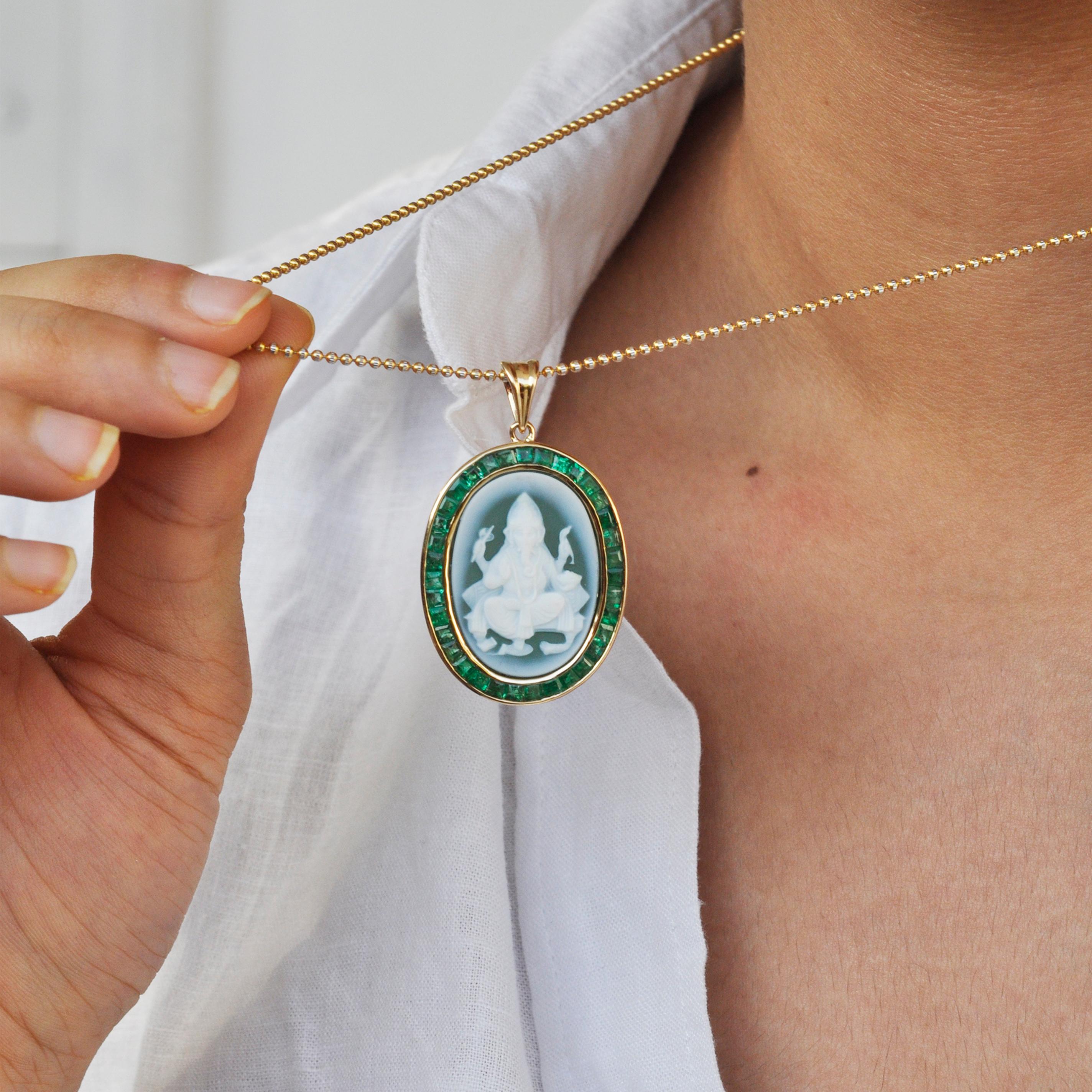 emerald ganesha pendant