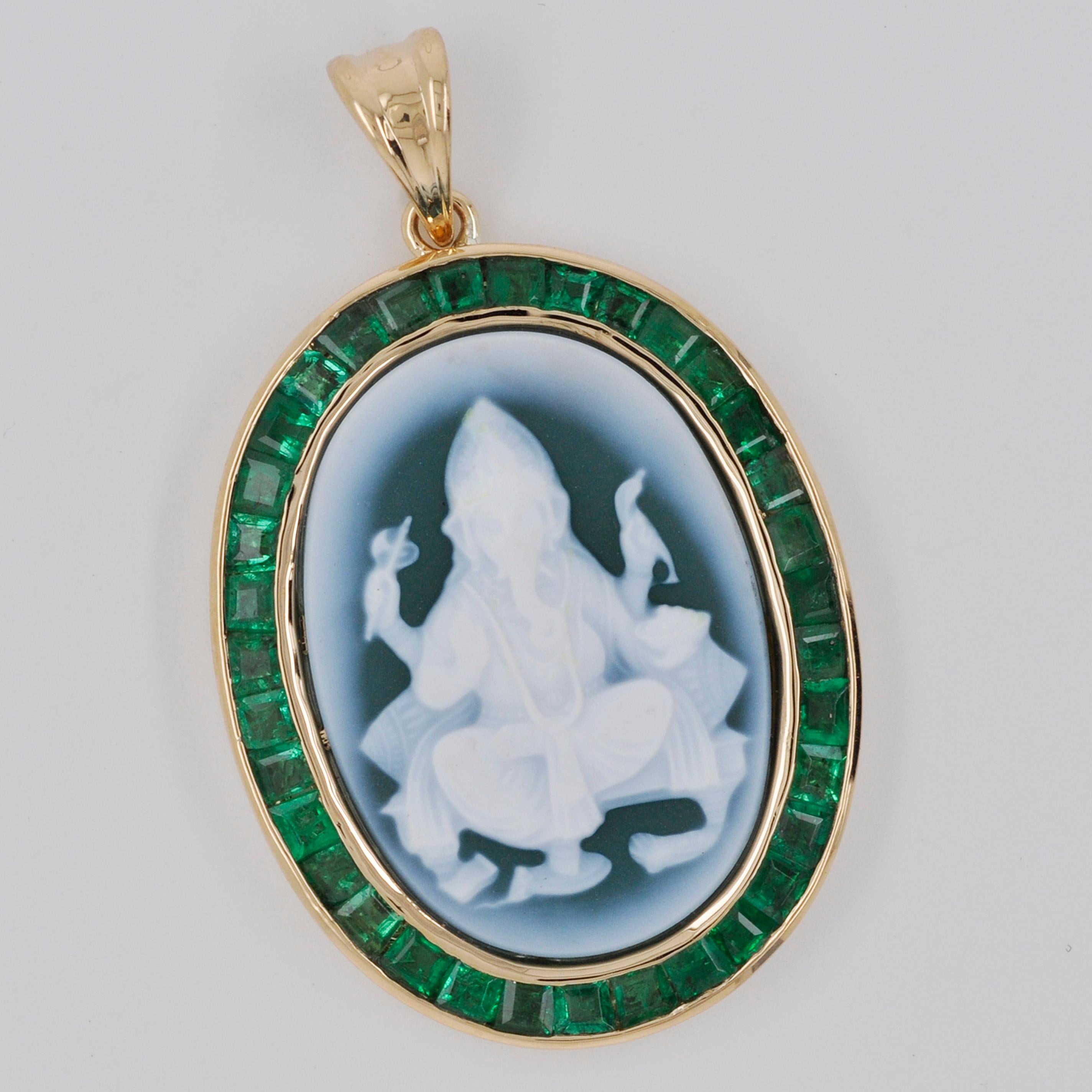 emerald ganesha pendant