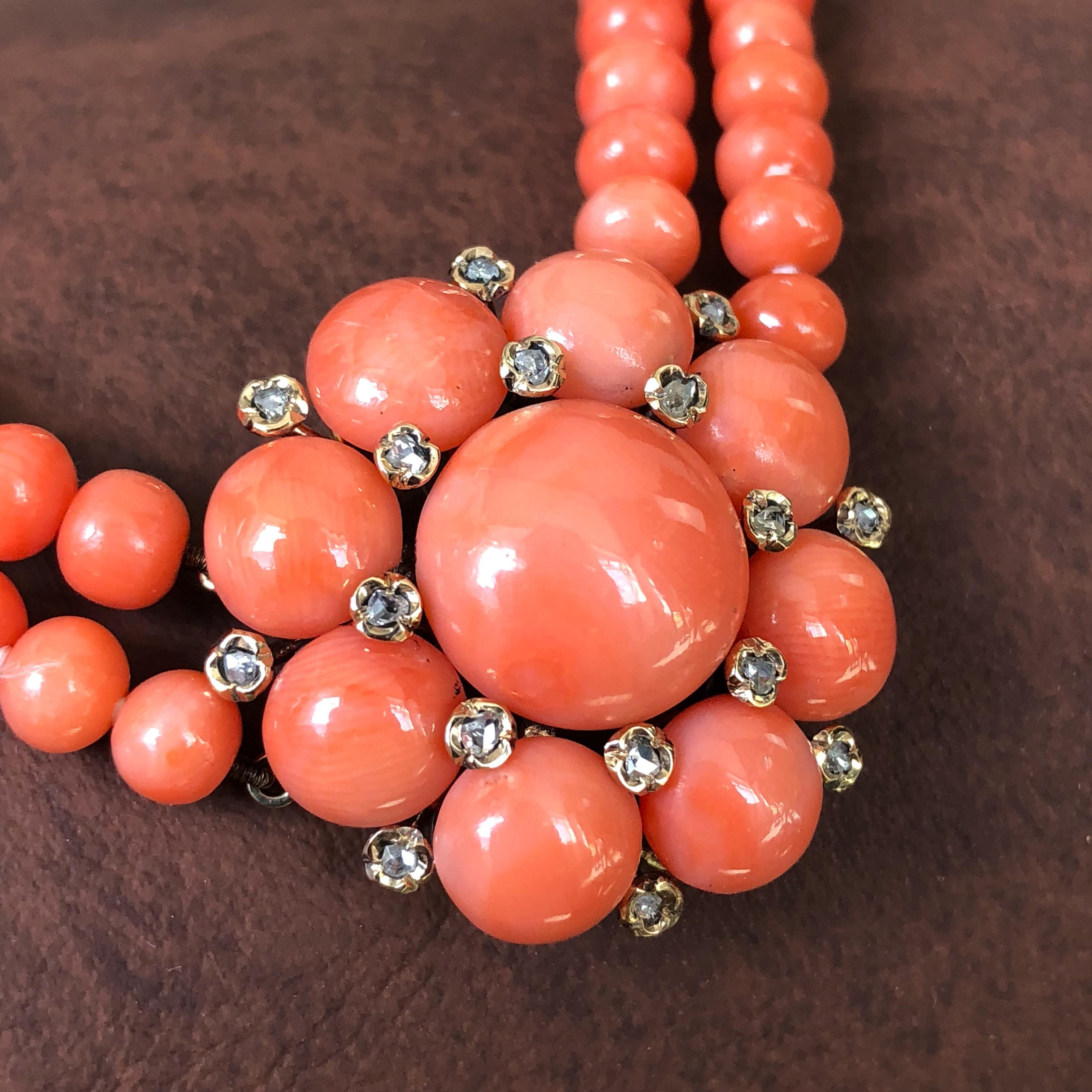 18 Karat Gold Coral and Diamond Necklace 1