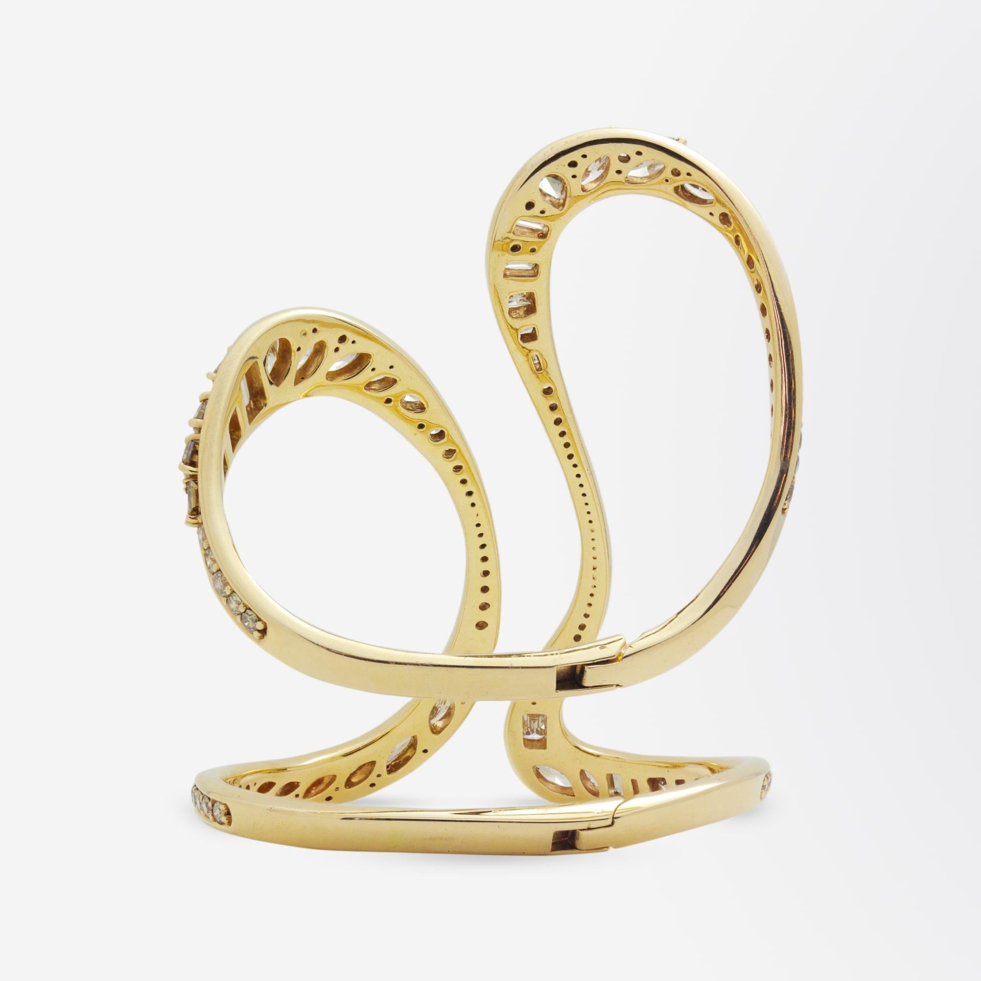 Modern 18 Karat Gold Cuff and Ring 'Stream' Suite by Fernando Jorge For Sale