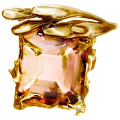 Collana con ciondolo in oro a diciotto carati Peach Kunzite Cocktail con diamanti
