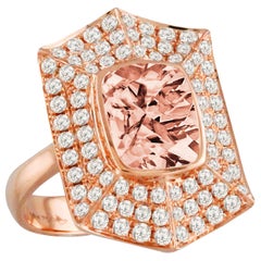 18 Karat Gold Cushion Peach Morganite Cocktail Ring with Diamonds 1.05 Carat