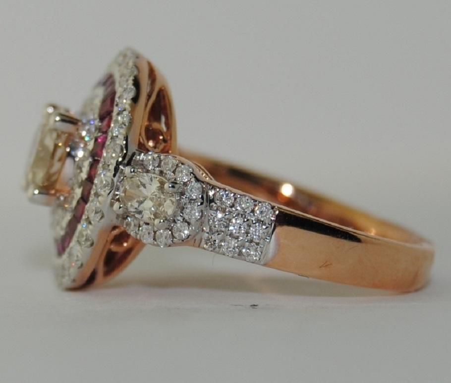 Contemporary 18 Karat Gold Diamond and Ruby Cluster Ring For Sale