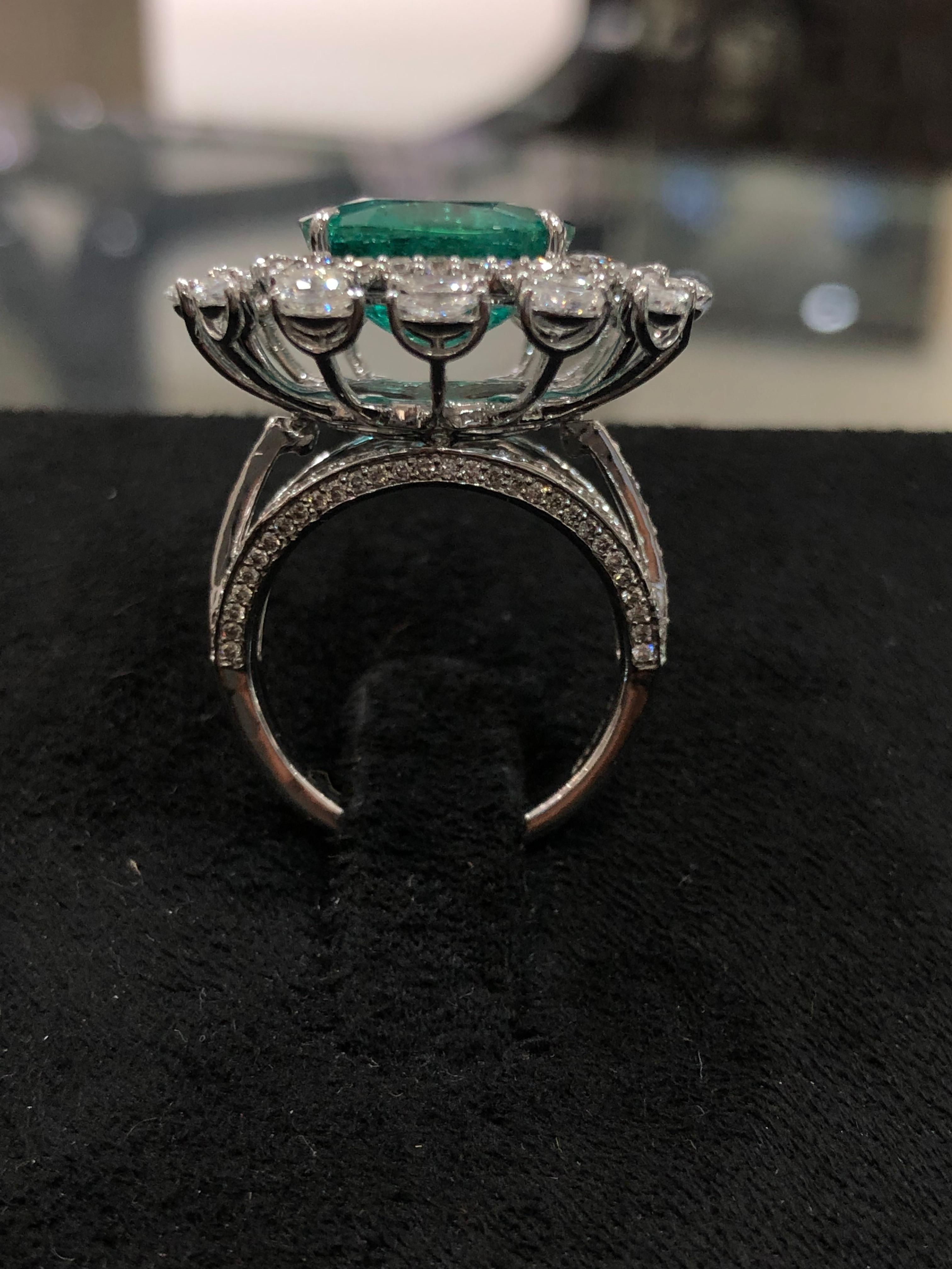 Cushion Cut  Emerald 18k Gold White Diamond Cocktail Ring