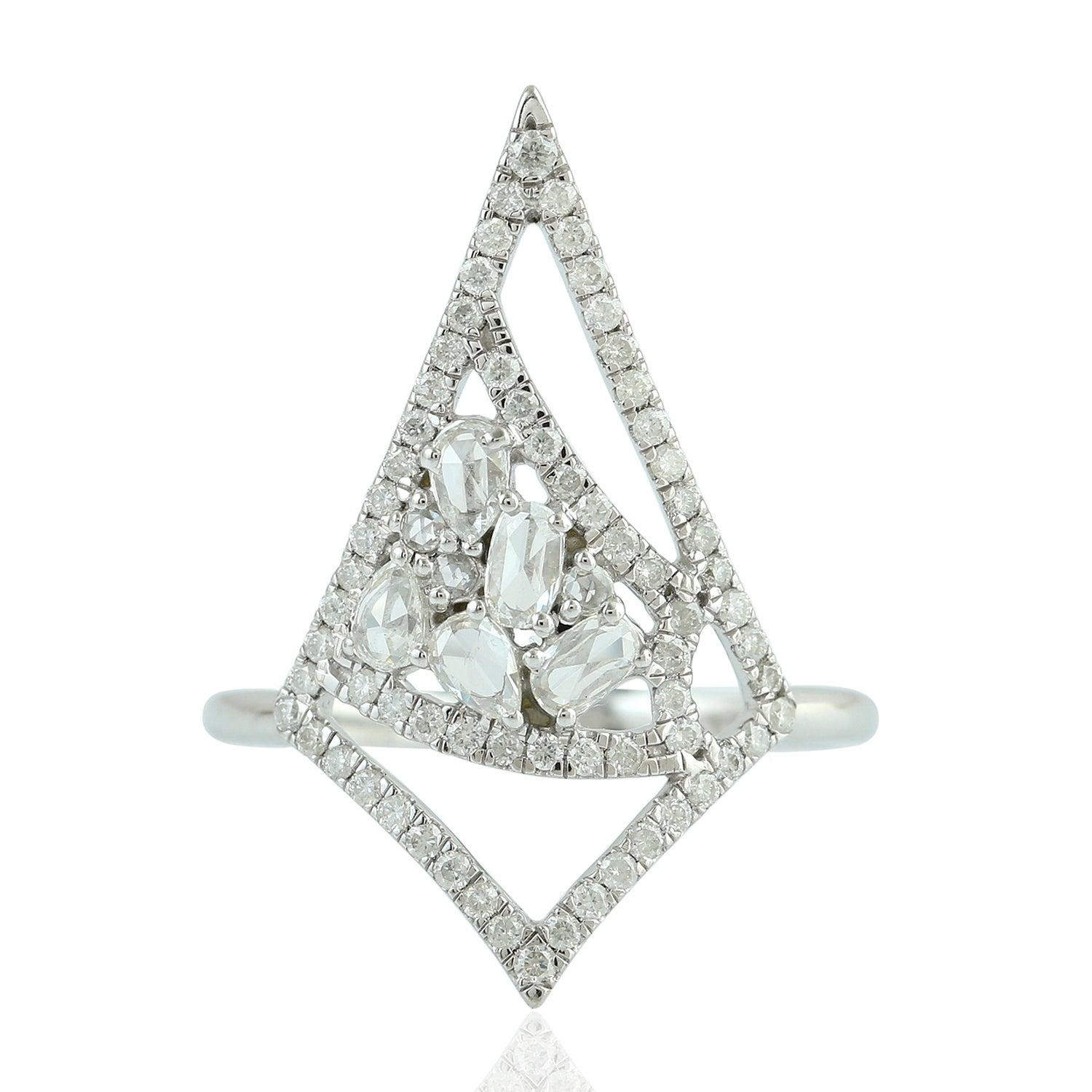 For Sale:  18 Karat Gold Diamond Arrow Ring 3
