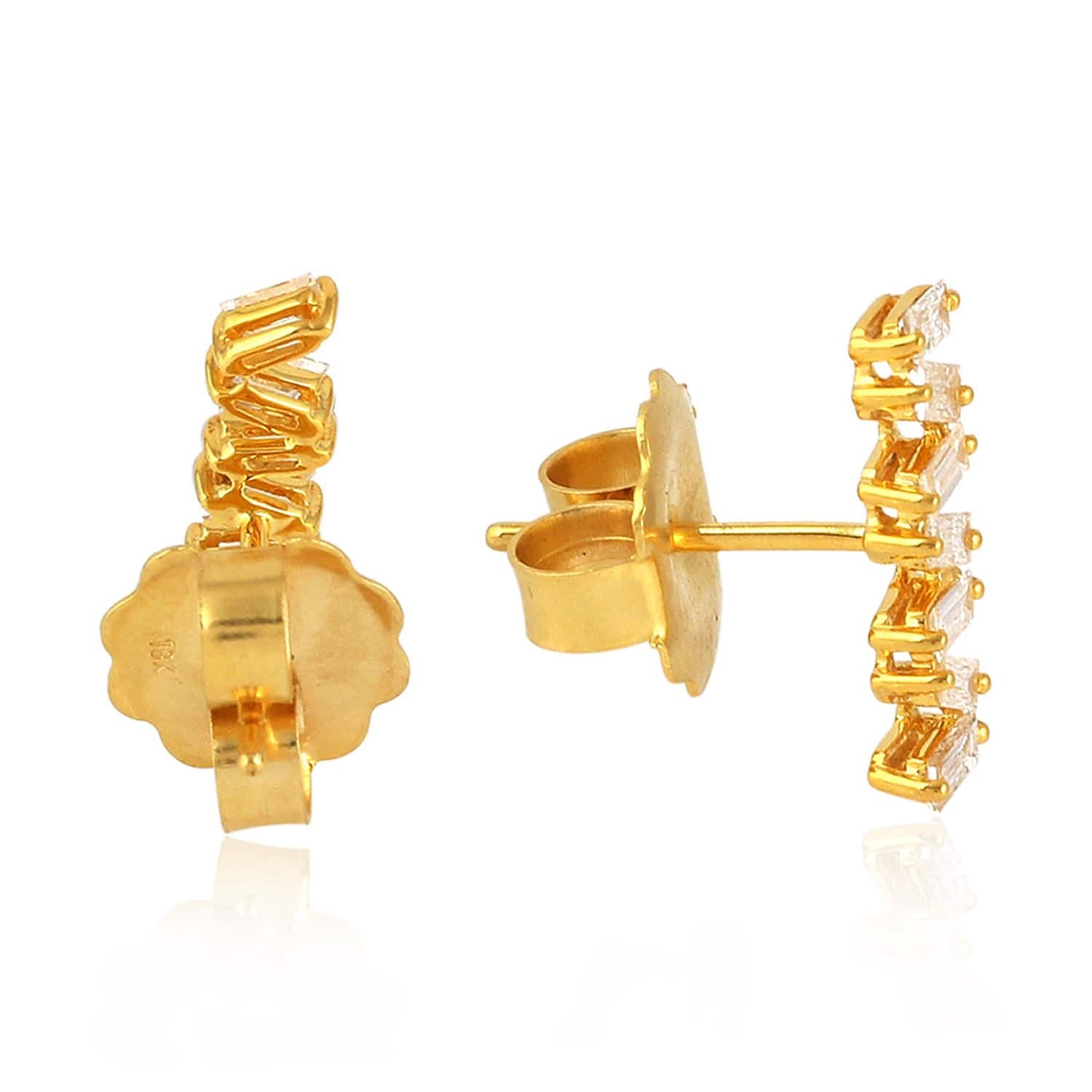 Modern 18 Karat Gold Diamond Baguette Stud Earrings For Sale