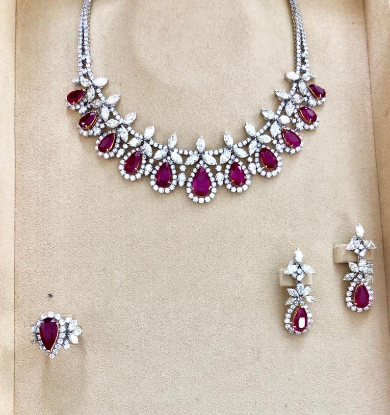 All Matching natural BURMA Ruby Pear Shape and Mix shapes diamonds necklace, ring, earrings set

Fascinating and Stunning Set
Ruby approx. - 47.74 carats
Diamond approx. - 65.80 carats.