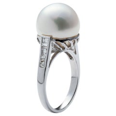 18 Karat Gold Diamond Cocktail Ring with South Sea Pearl
