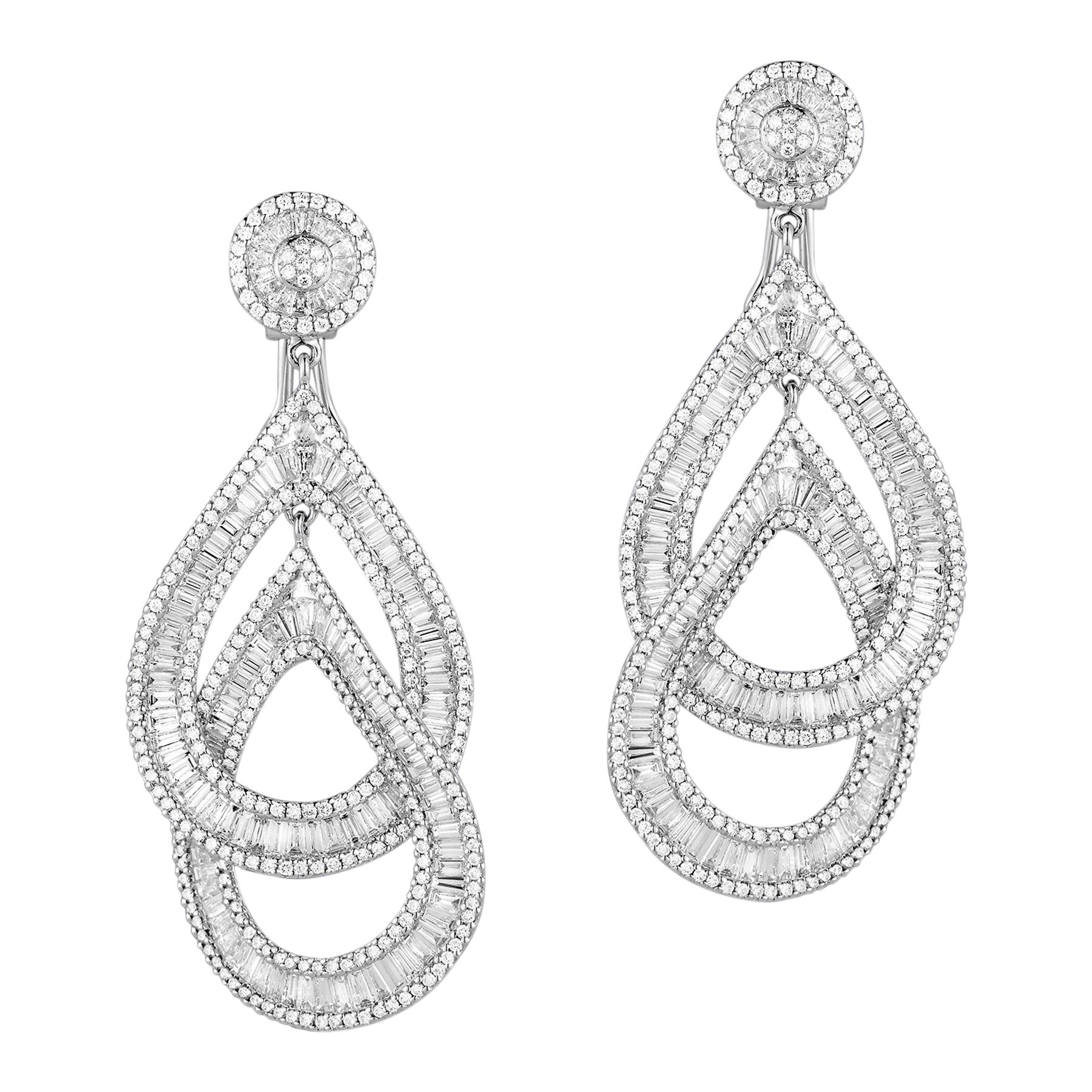 18 Karat White Gold Diamond Dangle Earrings Total 731 Stones Weighing 9 ...