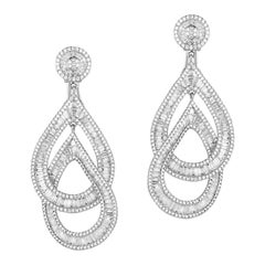 18 Karat Gold Diamond Dangle Earrings, Total 873 Stones Weighing 12.77 Carat