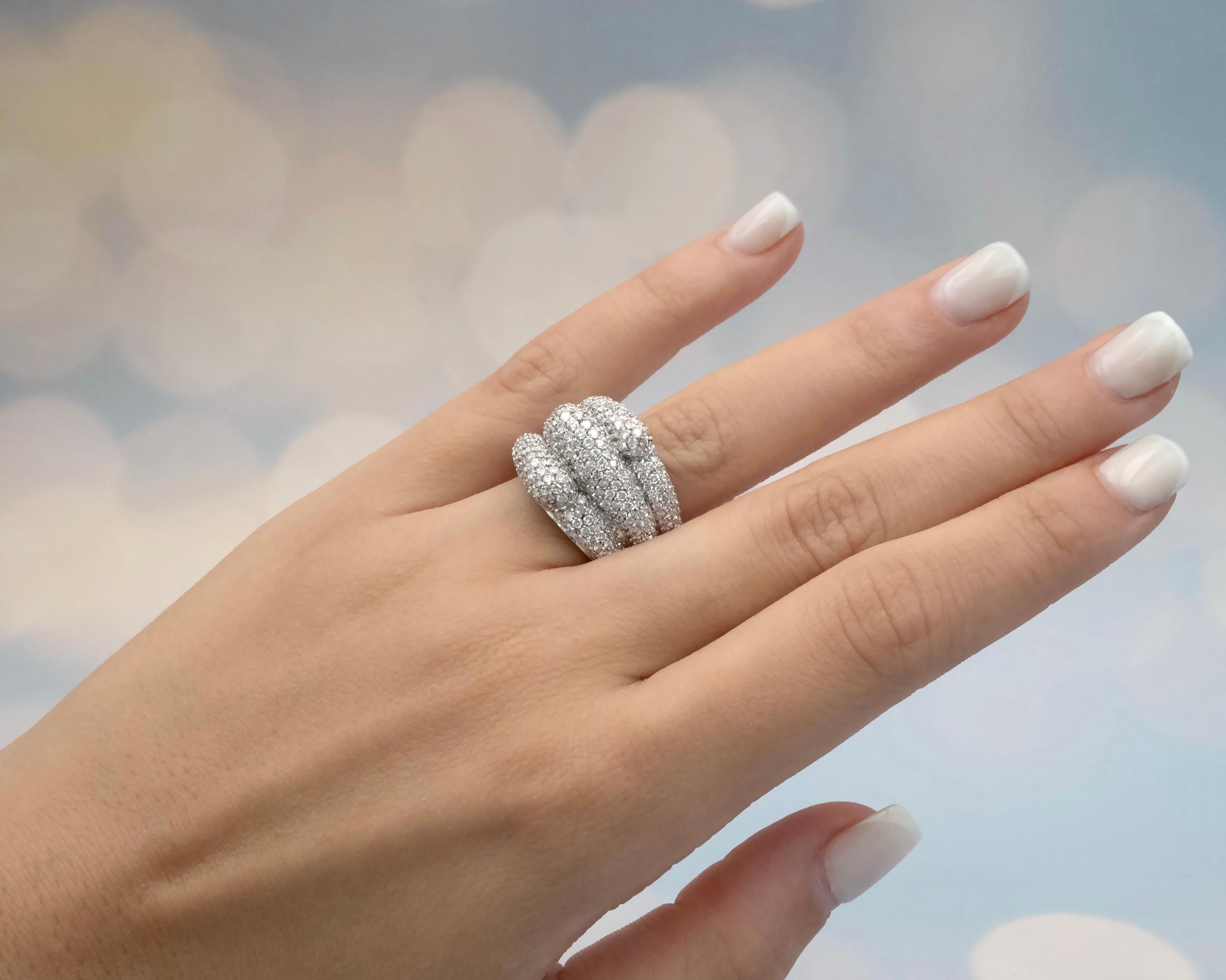 Women's or Men's 18 Karat Gold Diamond Dome Ring For Sale
