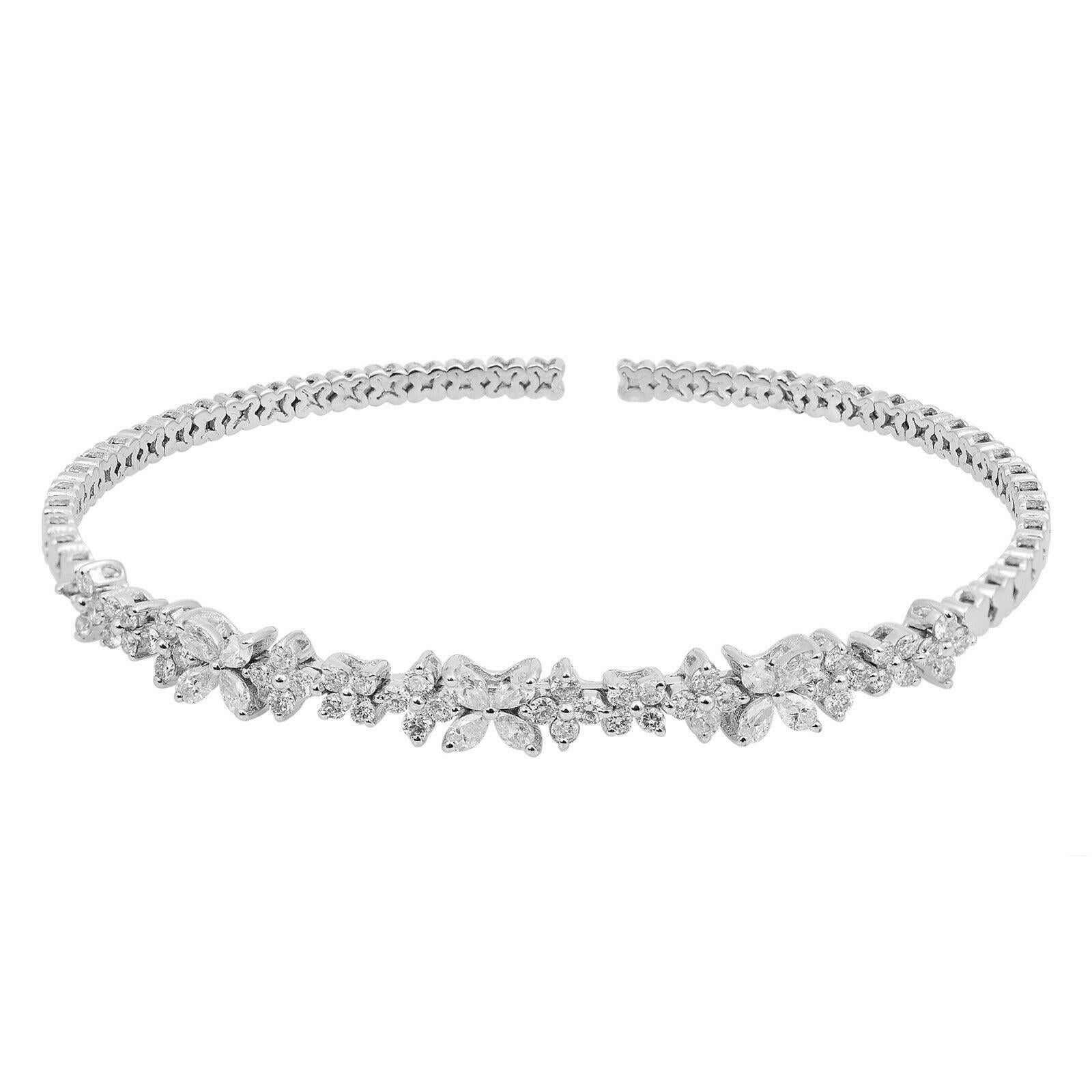 Taille mixte Bracelet manchette fleuri en or 14 carats et diamants en vente