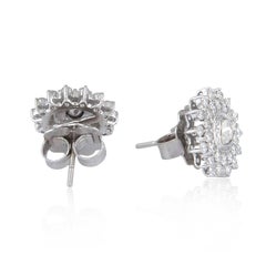 Boucles d'oreilles en or 18 carats avec fleurs en diamant