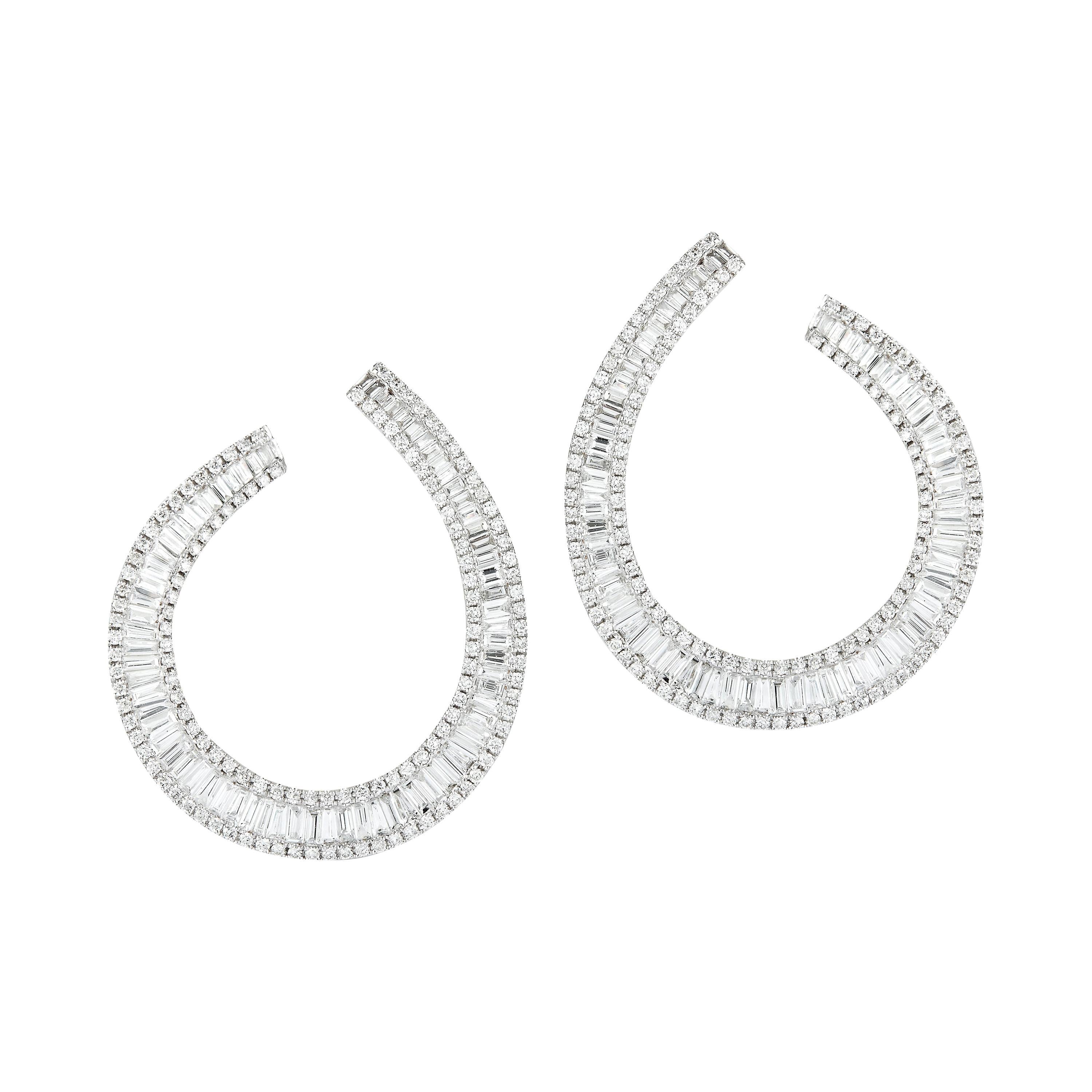 18 Karat Gold Diamond Hoop Earrings, 404 Diamonds, Total Weight 3.49 Carat For Sale