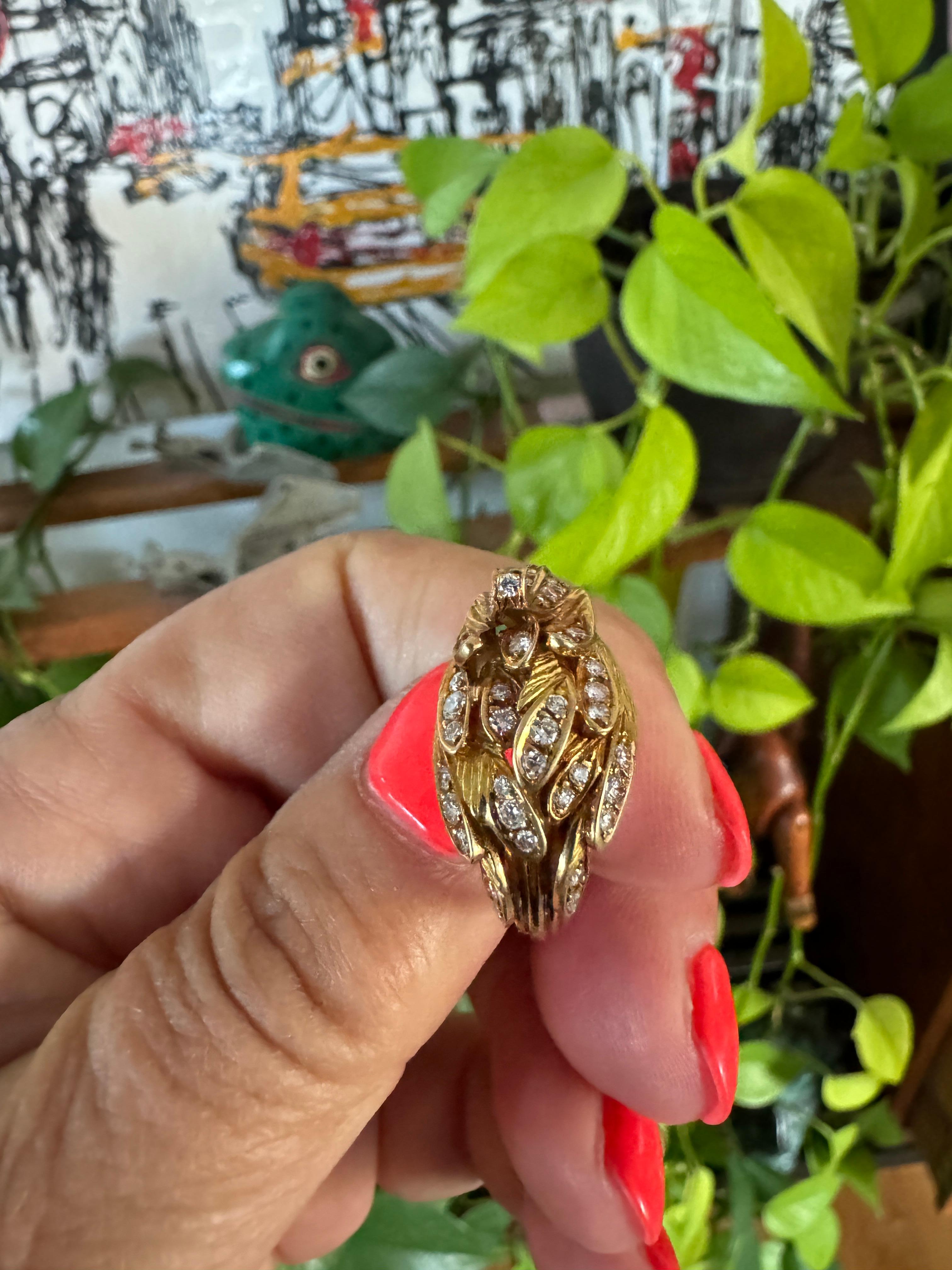 Anello con diamante in oro 18 carati con pappagallo cacatua in vendita 6