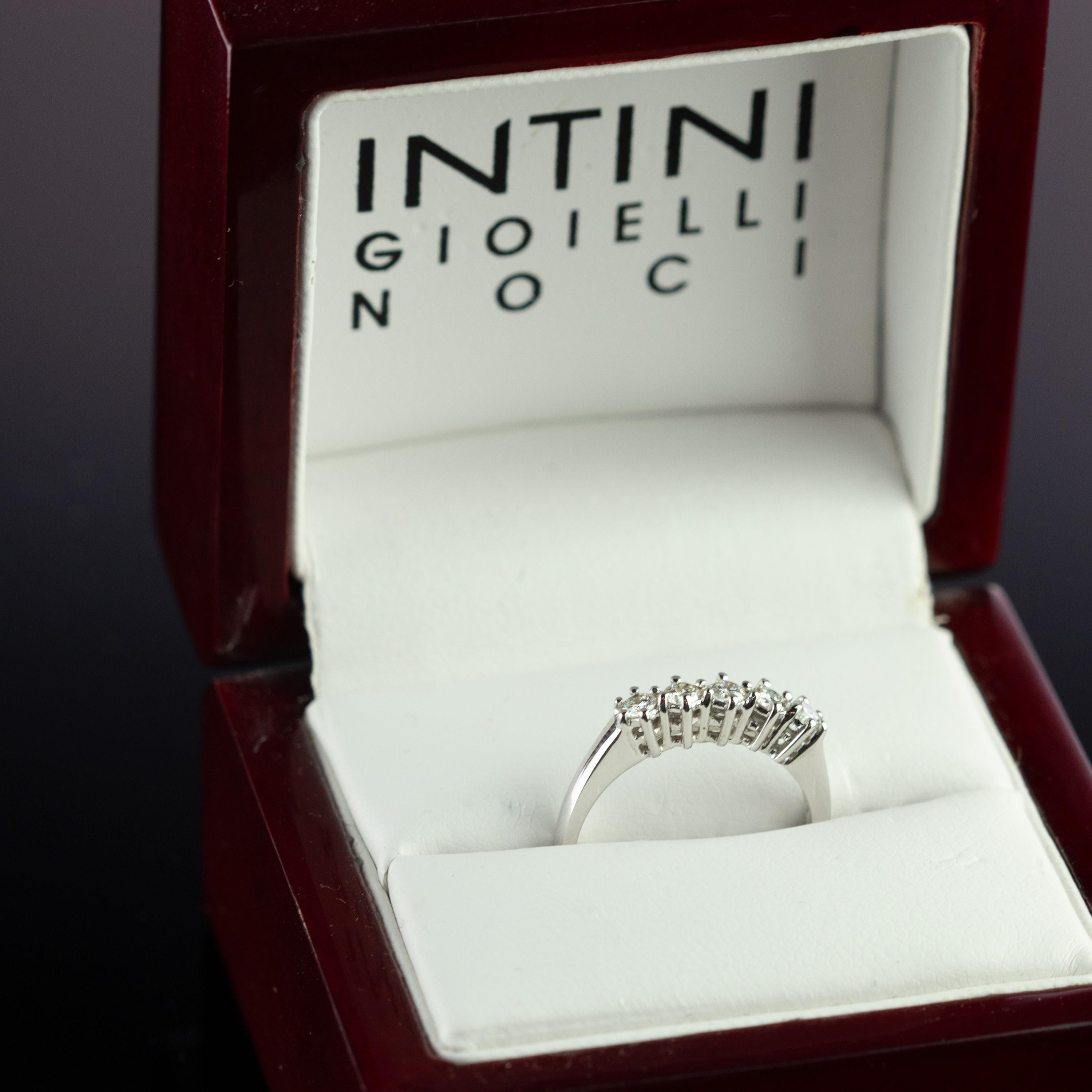 18 Karat Gold Diamond Radiant Line Band Wedding Bridal Carved Engagement Ring For Sale 5