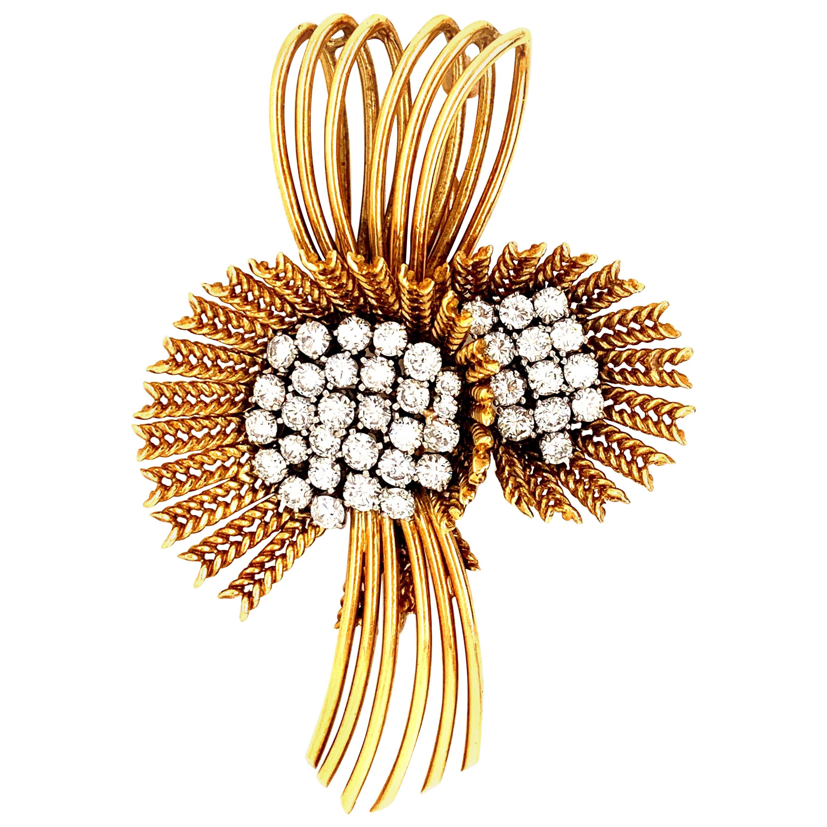 18 Karat Gold Diamond Retro Flower Brooch Pin For Sale