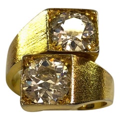 18 Karat Gold Diamond Ring