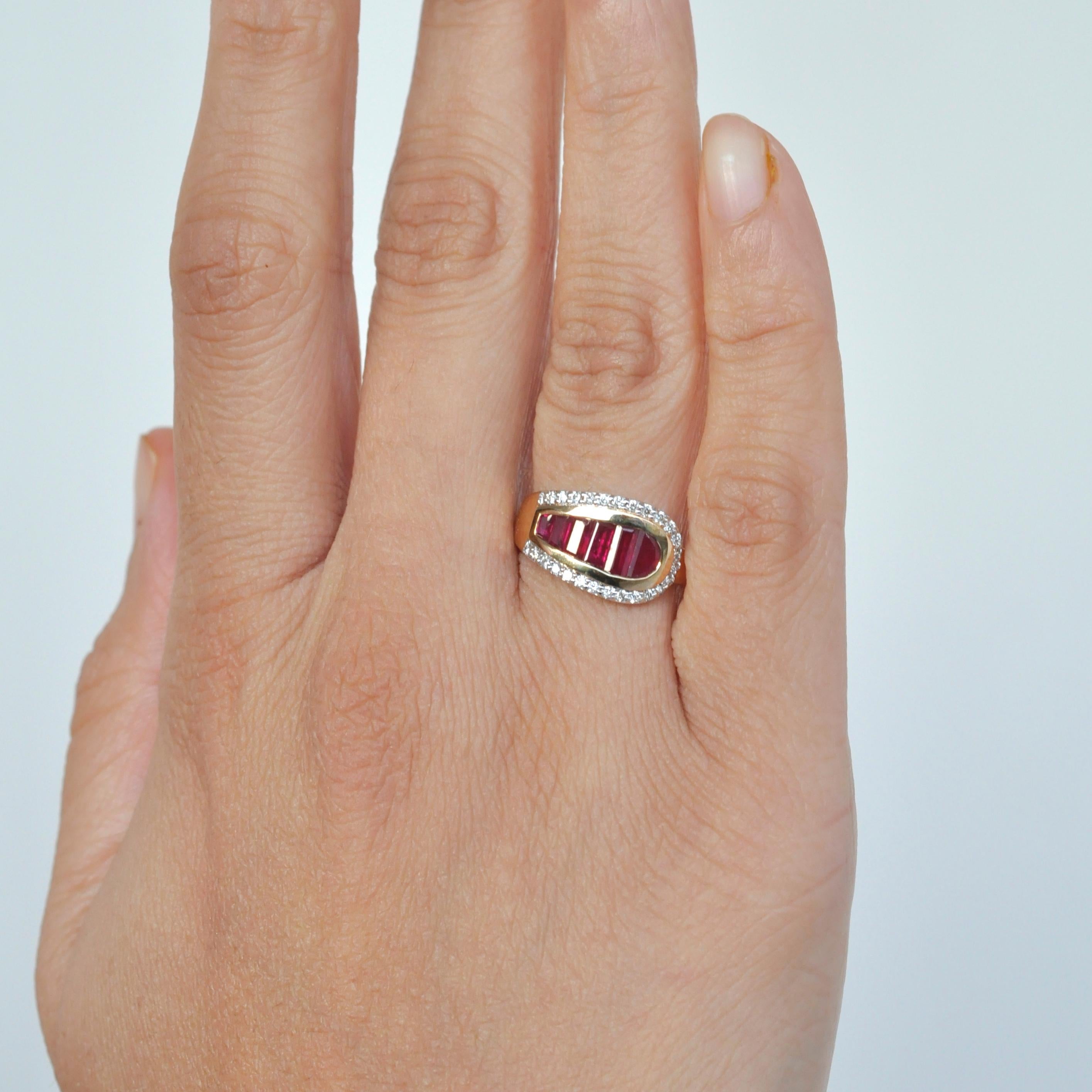 18 Karat Gold Diamond Burma Ruby Baguette Pendant Necklace Earring Ring Set 13