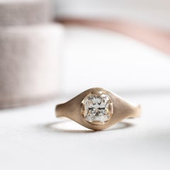 18 Karat Gold Diamond Signet Ring, GIA Certified 1 Carat Diamond Cocktail Ring