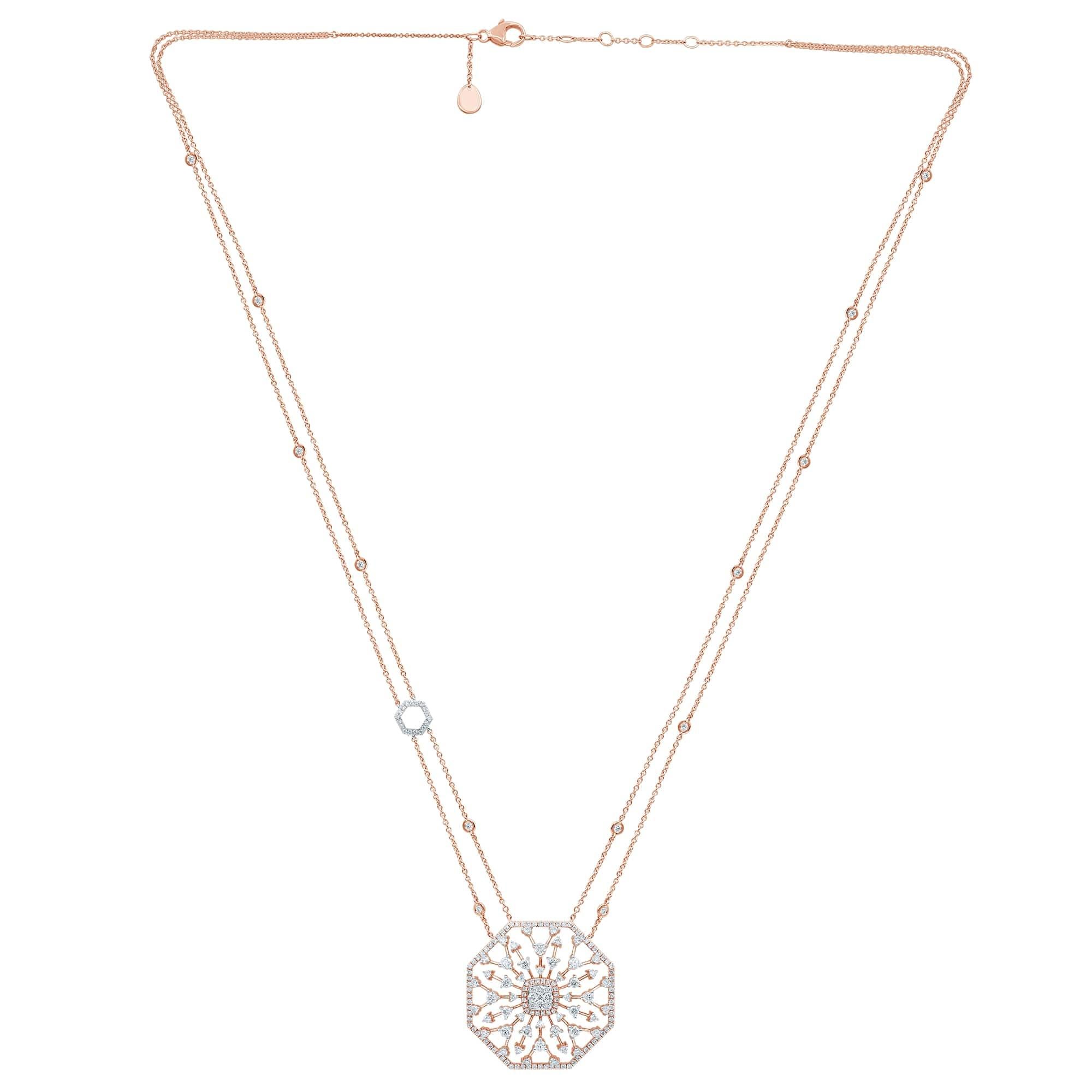 14 Karat Gold Diamond Snowflake Large Pendant Necklace In New Condition For Sale In Hoffman Estate, IL