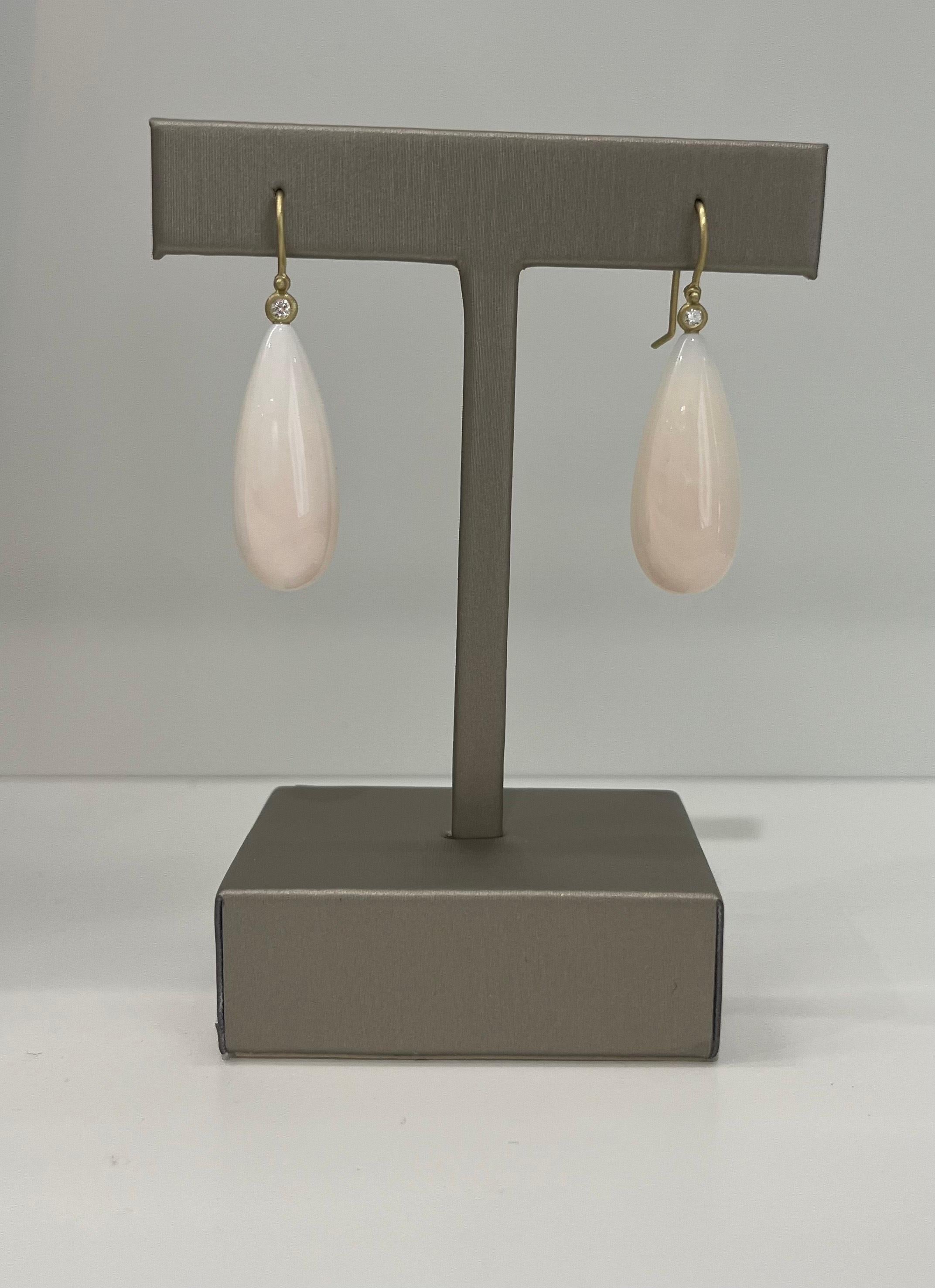 Contemporary 18 Karat Gold Diamond White Coral Granutlation Hinge Earring For Sale