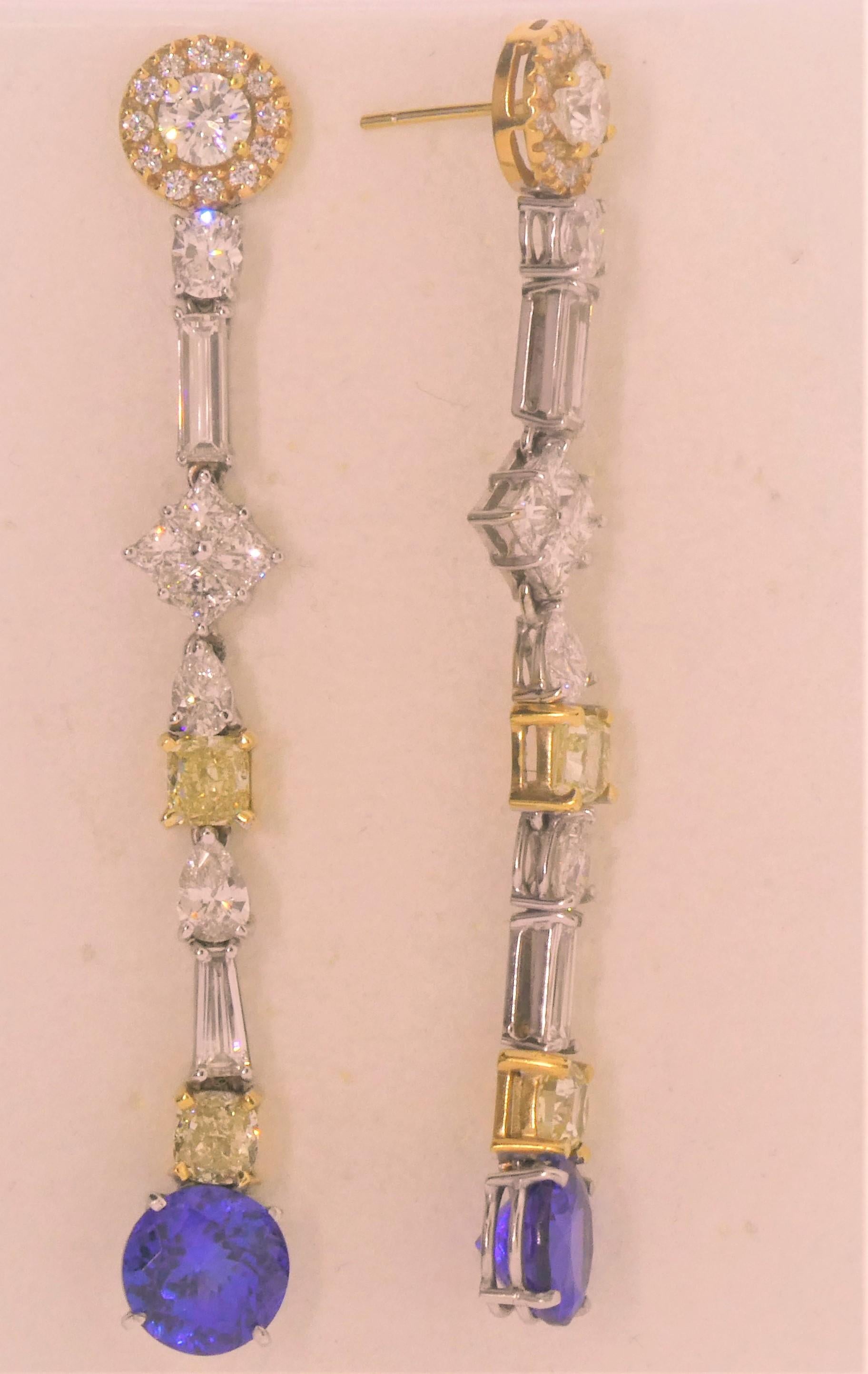 Princess Cut 18 Karat Gold, Diamonds ‘7.13 Carat’, Tanzanite ‘6.93 Carat’ Drop Earrings For Sale
