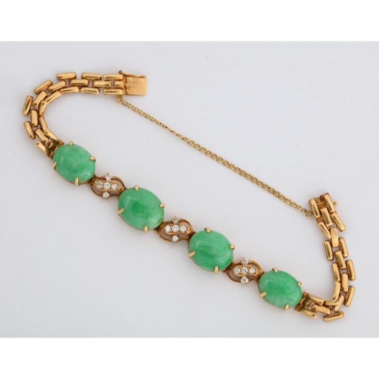 18 Karat Gold, Diamonds and Chinese Jade Necklace and Bracelet Set 5