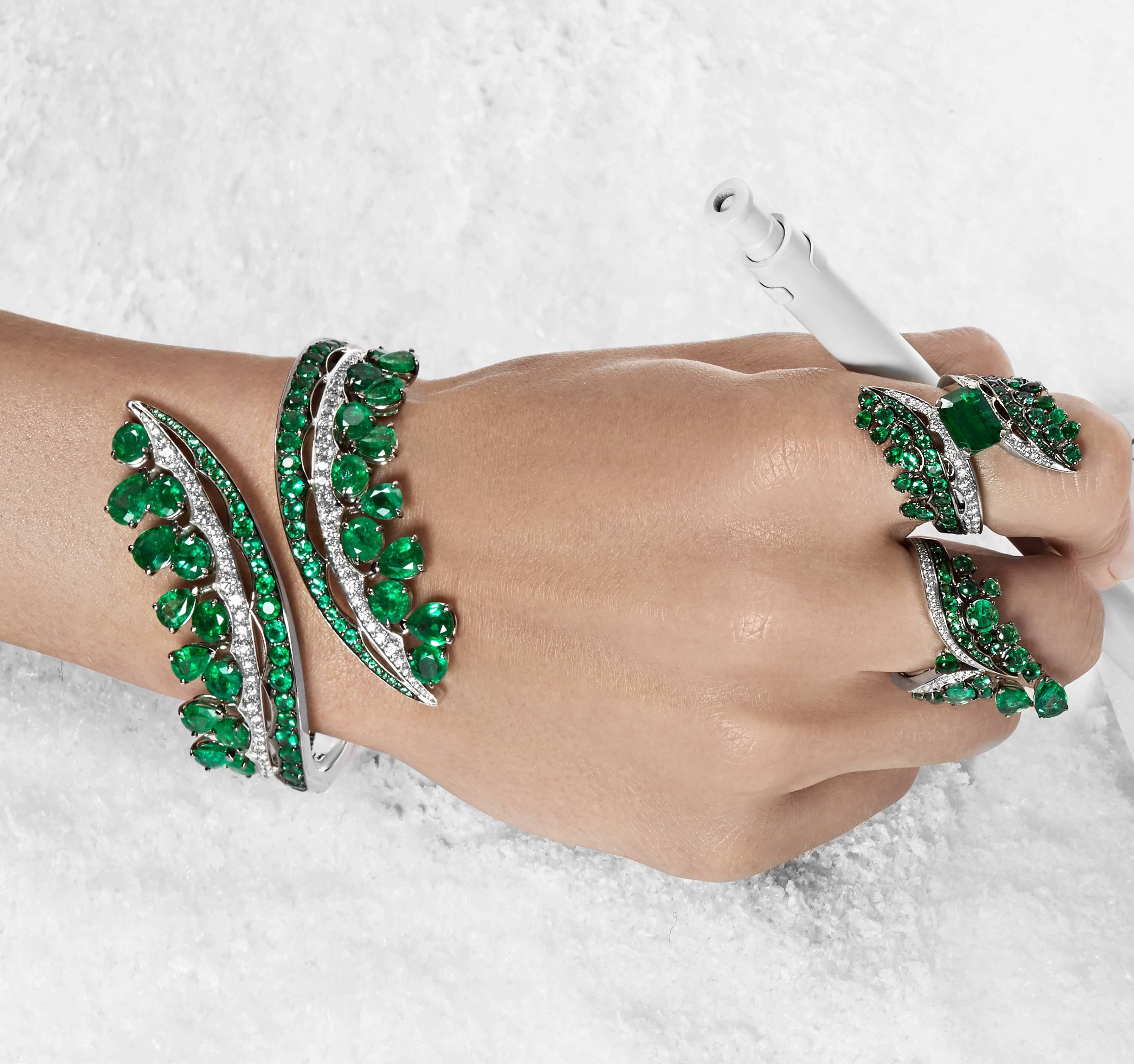 18 Karat Gold Diamonds and Ethically Sourced Emeralds Bracelet and Cocktail Ring 3