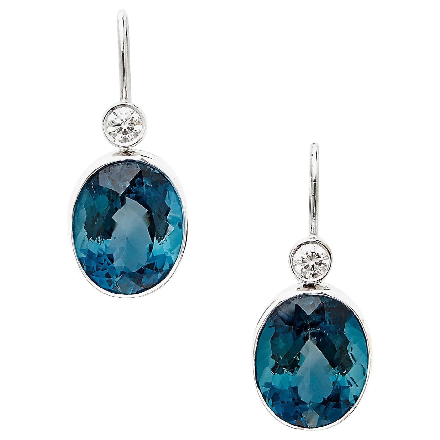18 Karat White Gold Dangle Earrings Set with 18.62 Carat Blue Topaz and Diamonds For Sale