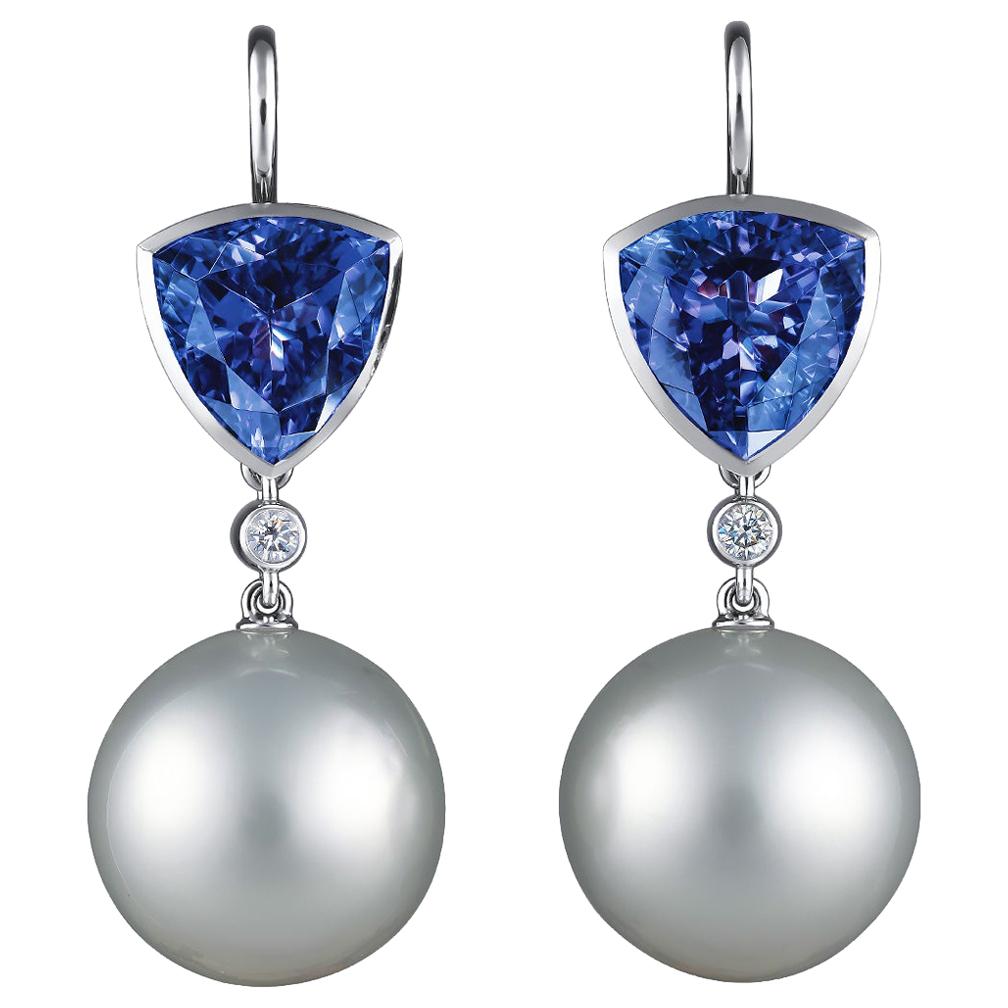 18 Karat Gold Earrings with 11.48 Carat Tanzanite and White South Sea Pearls For Sale