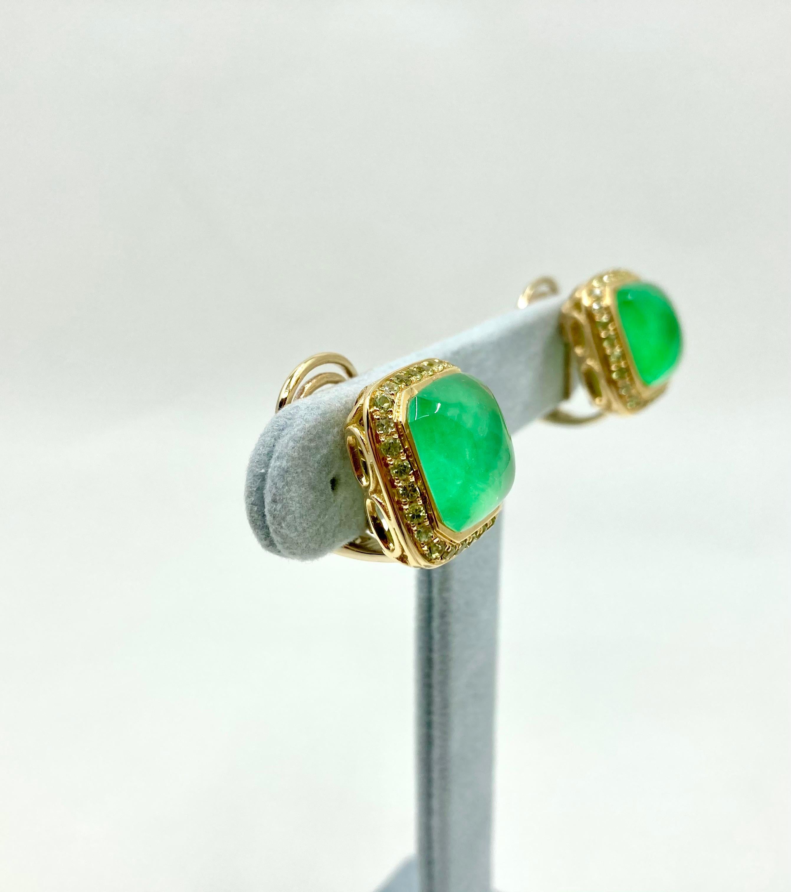Brilliant Cut 18 Karat Gold Peridot and Triplets Italian earrings For Sale