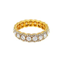 18 Karat Gold Elegant Diamond Ring