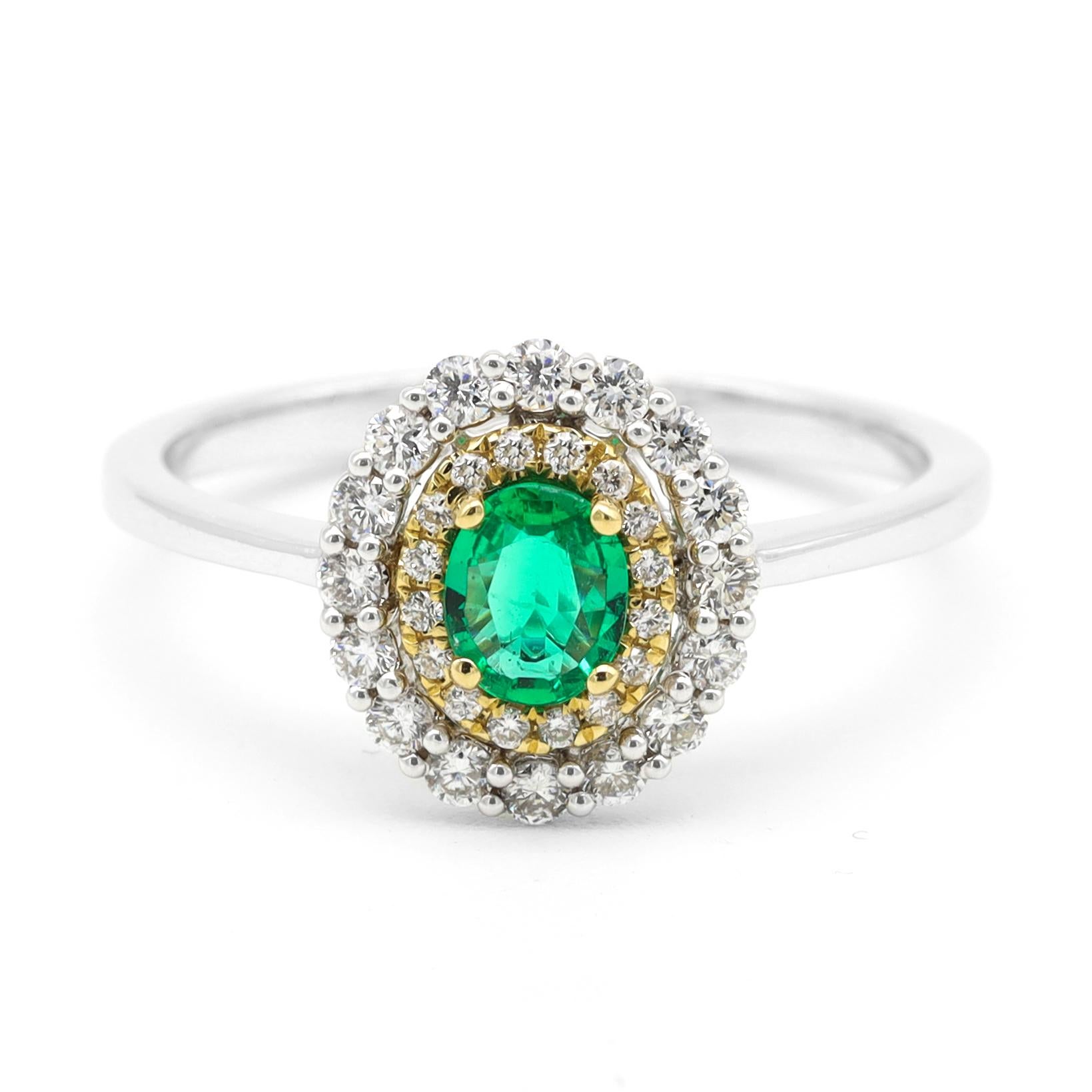Oval Cut 18 Karat Gold Natural Emerald and Diamond Double Cluster Ring For Sale