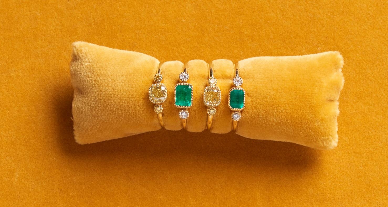 Emerald Cut Gold Emerald and Diamond Ring Brilliant Cut Diamond 18k Solitaire Coktail For Sale
