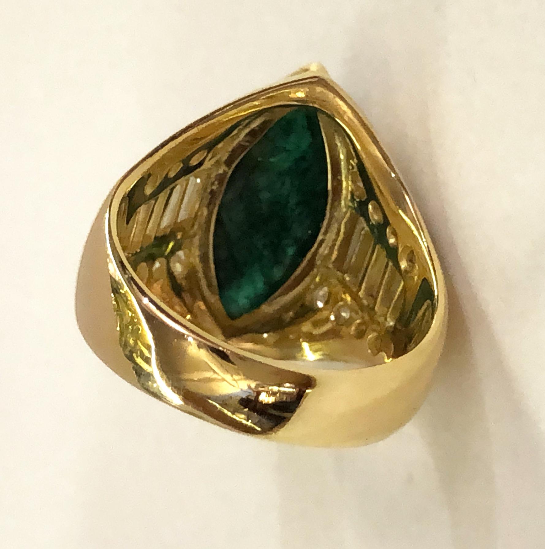 18 Karat Gold Emerald and Diamond Ring In Good Condition In Palm Springs, CA