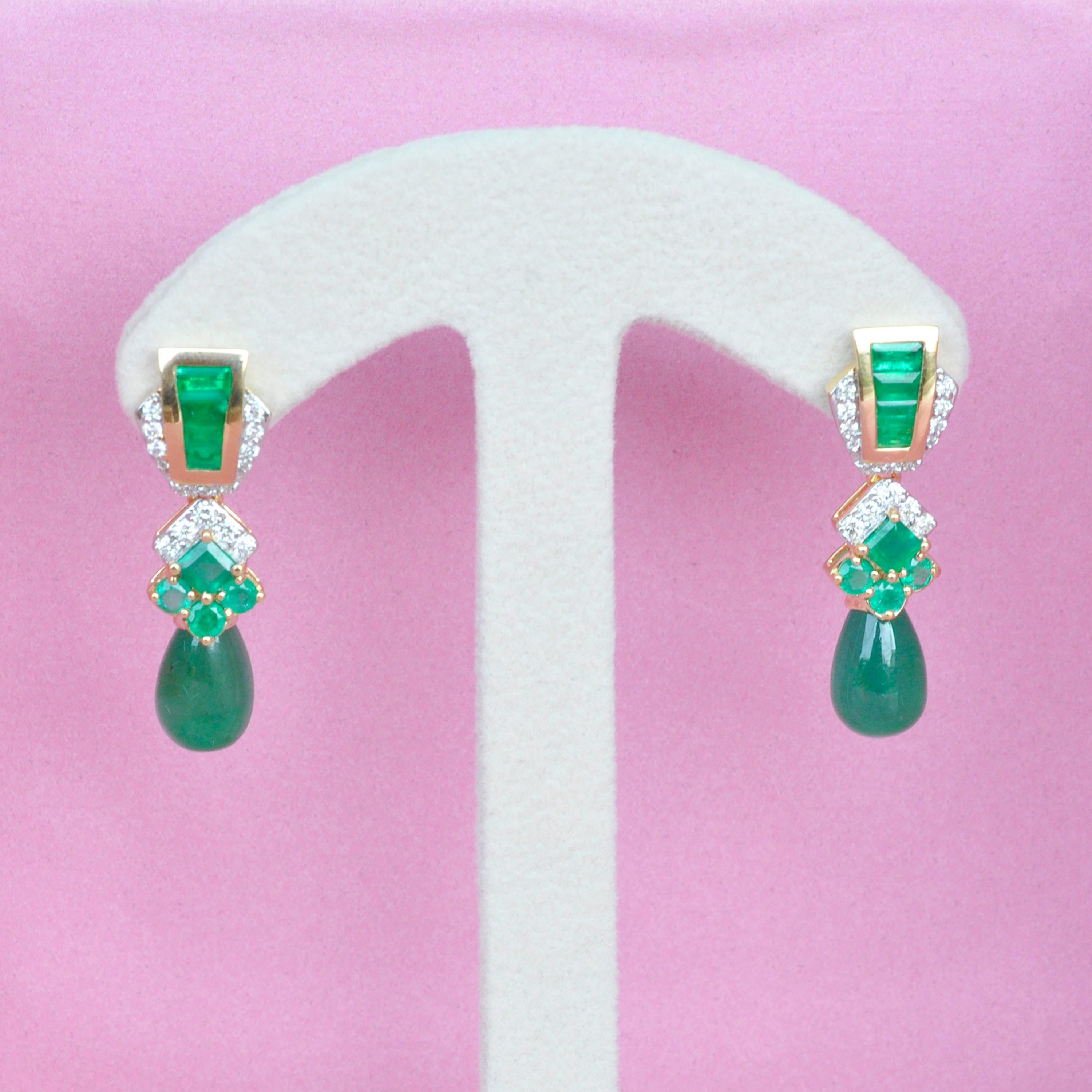 14.34 Carats 18K Gold Emerald Baguette Emerald Drop Diamond Dangler Earrings 10